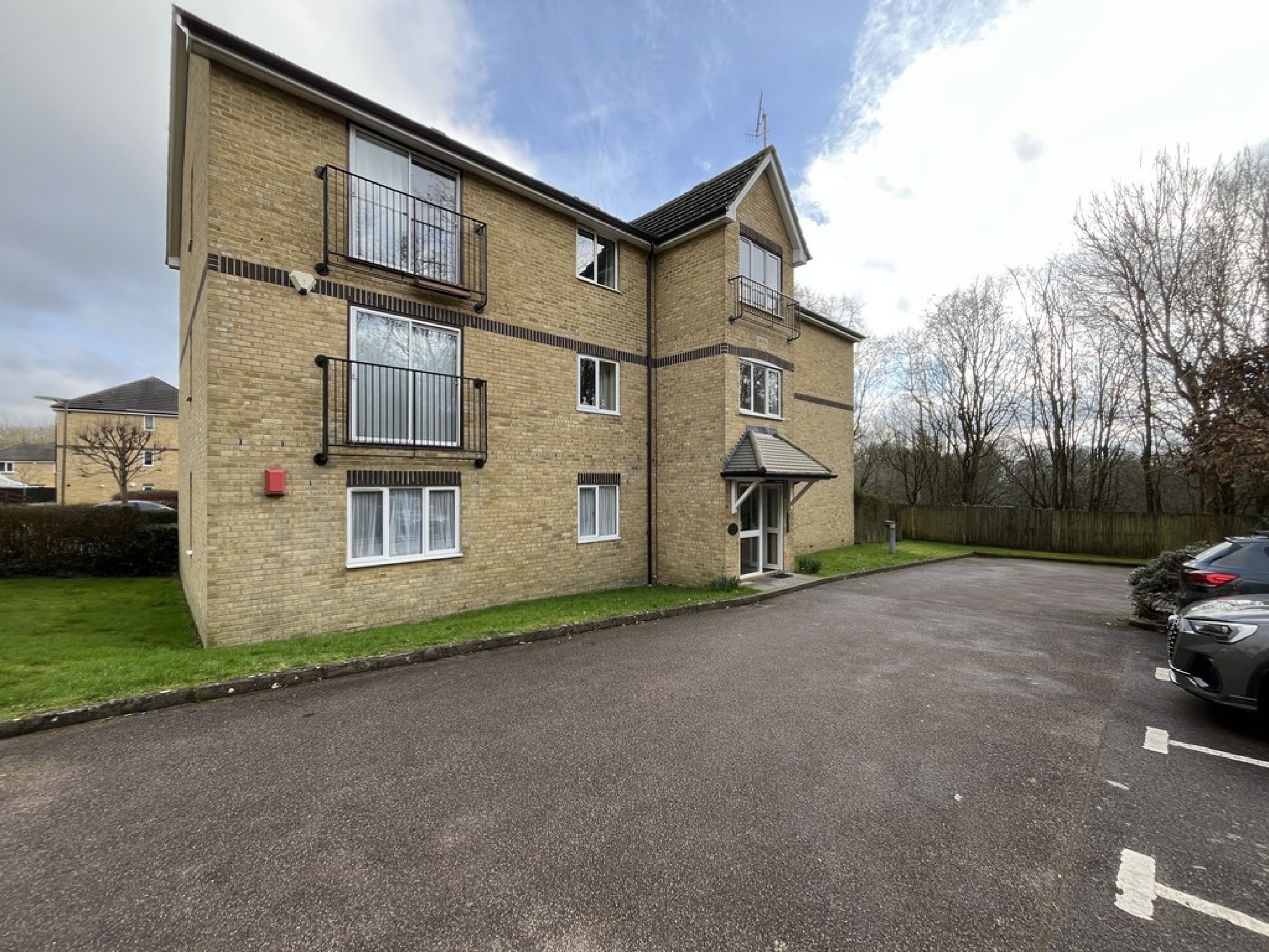 Westview Close, Redhill