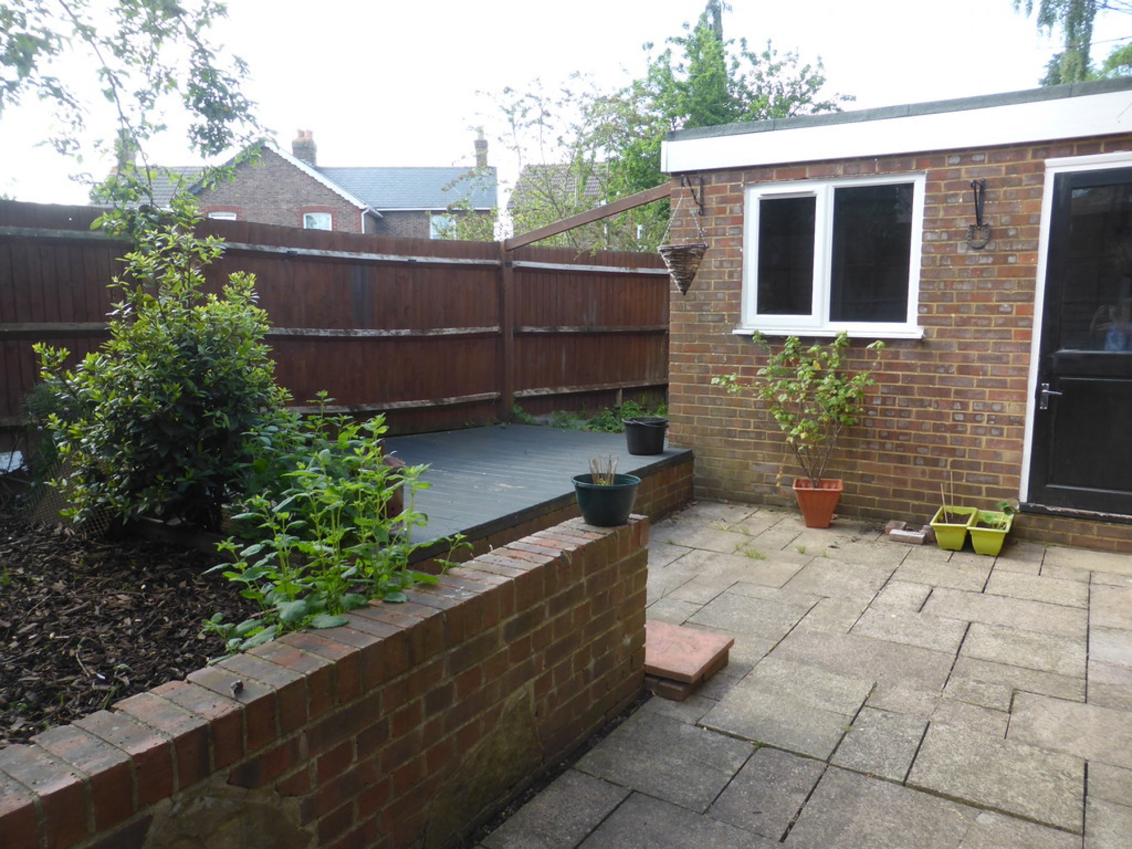 St. Johns Road, Crawley