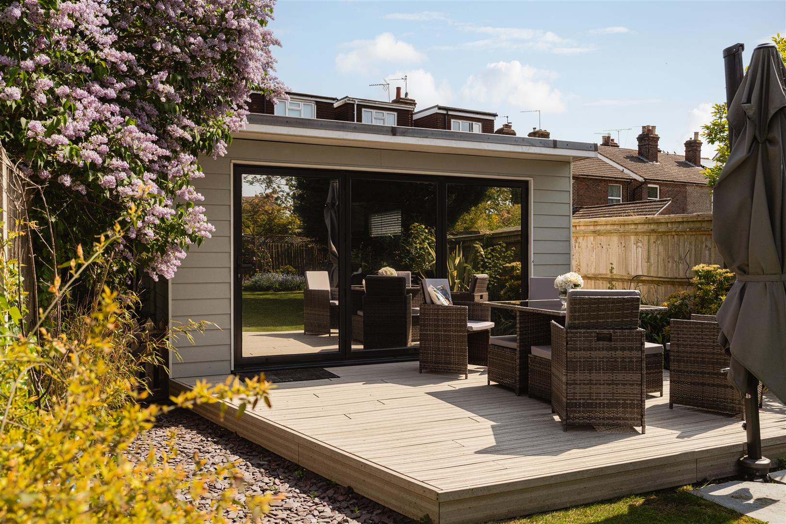 Horley Row, , Horley