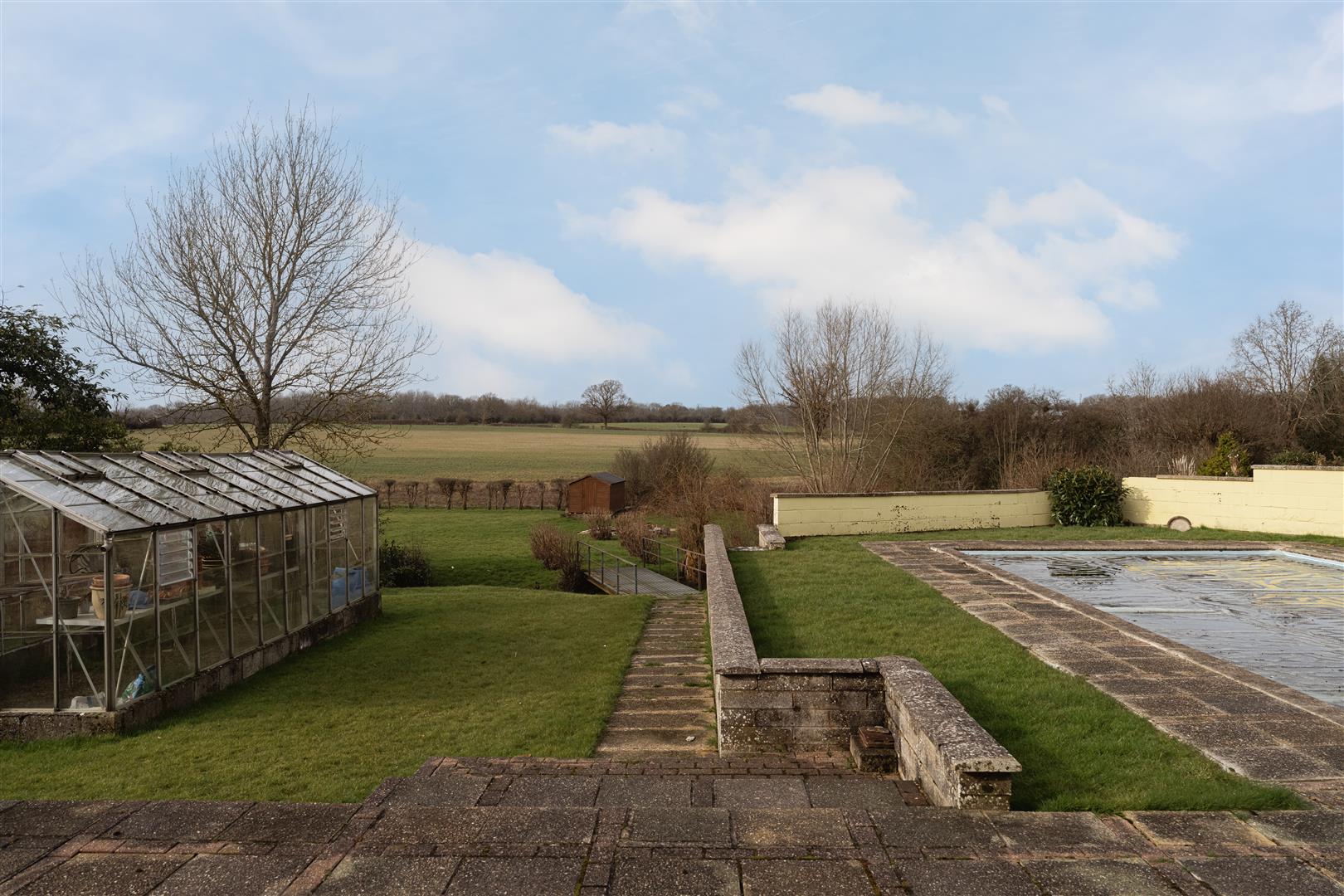 Park Avenue, , Redhill