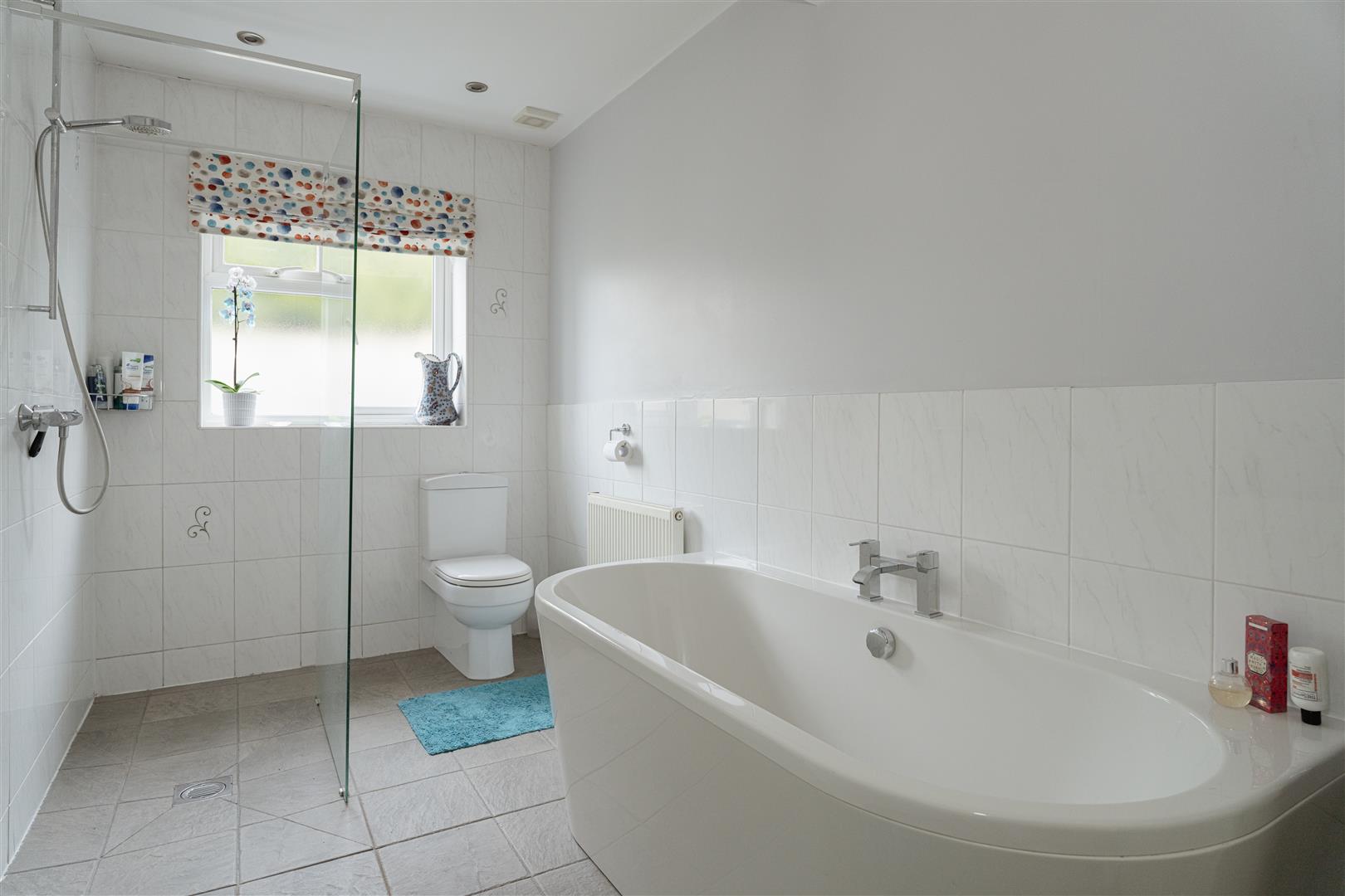 Park Avenue, , Redhill