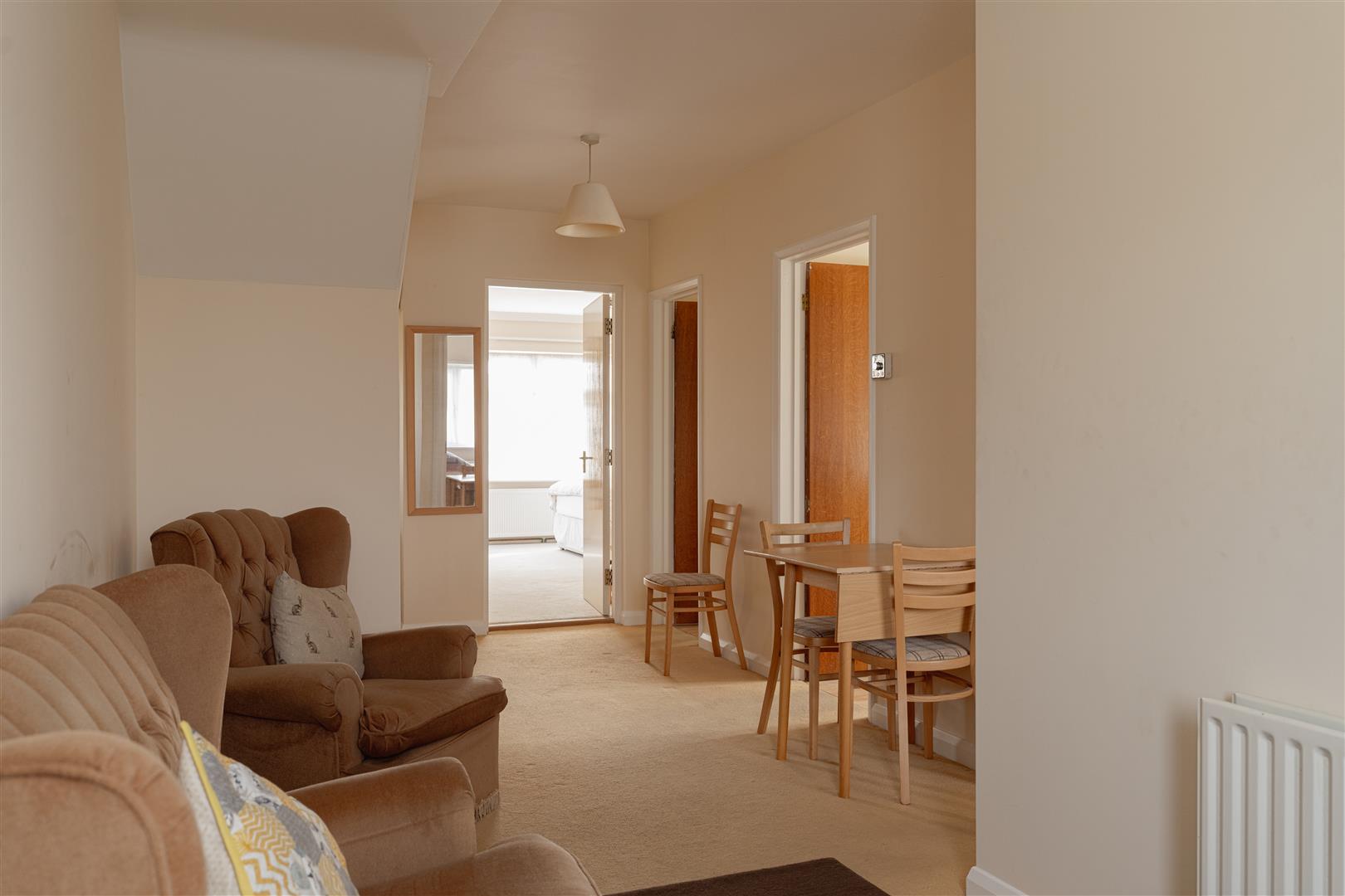 Park Avenue, , Redhill