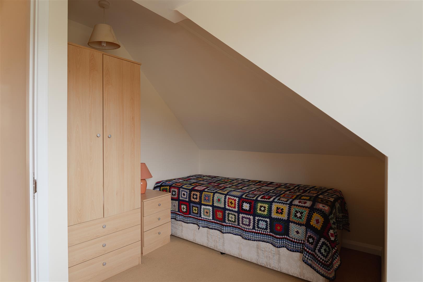 Park Avenue, , Redhill