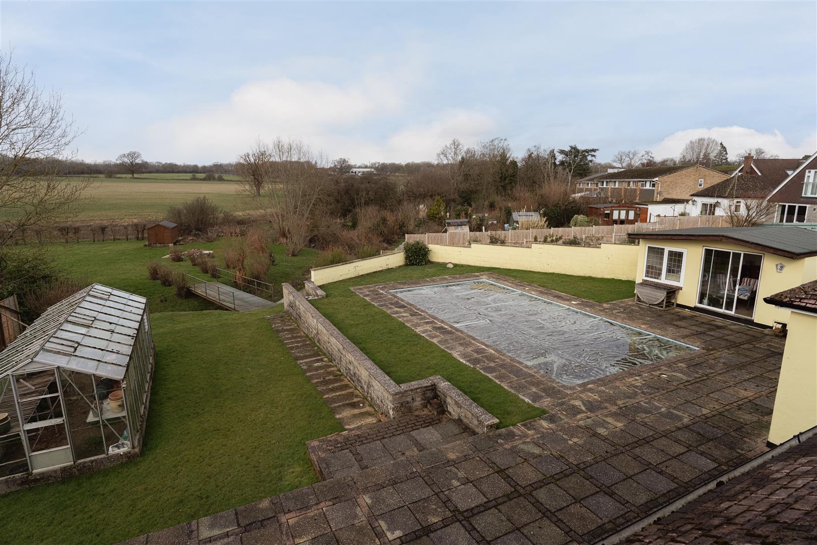 Park Avenue, , Redhill