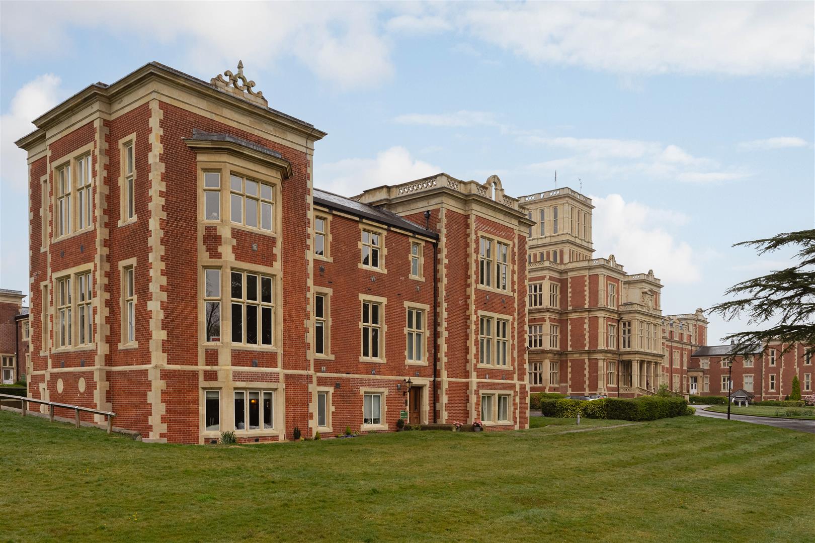 Royal Earlswood Park, , Redhill