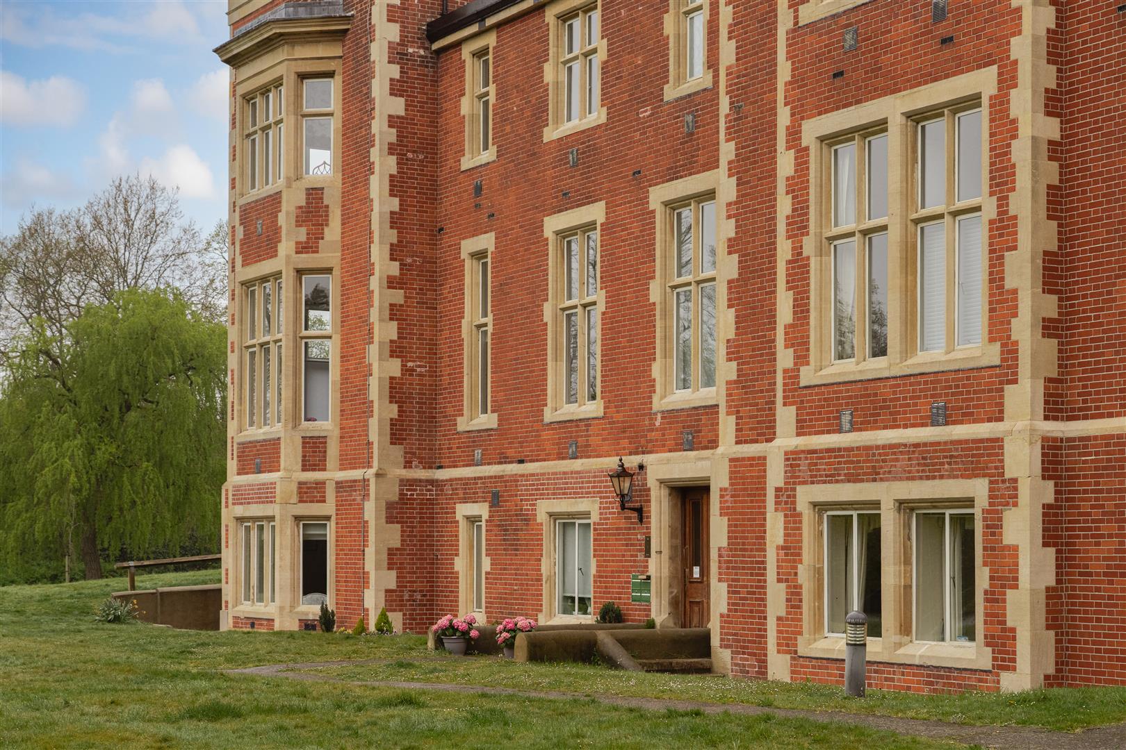 Royal Earlswood Park, , Redhill