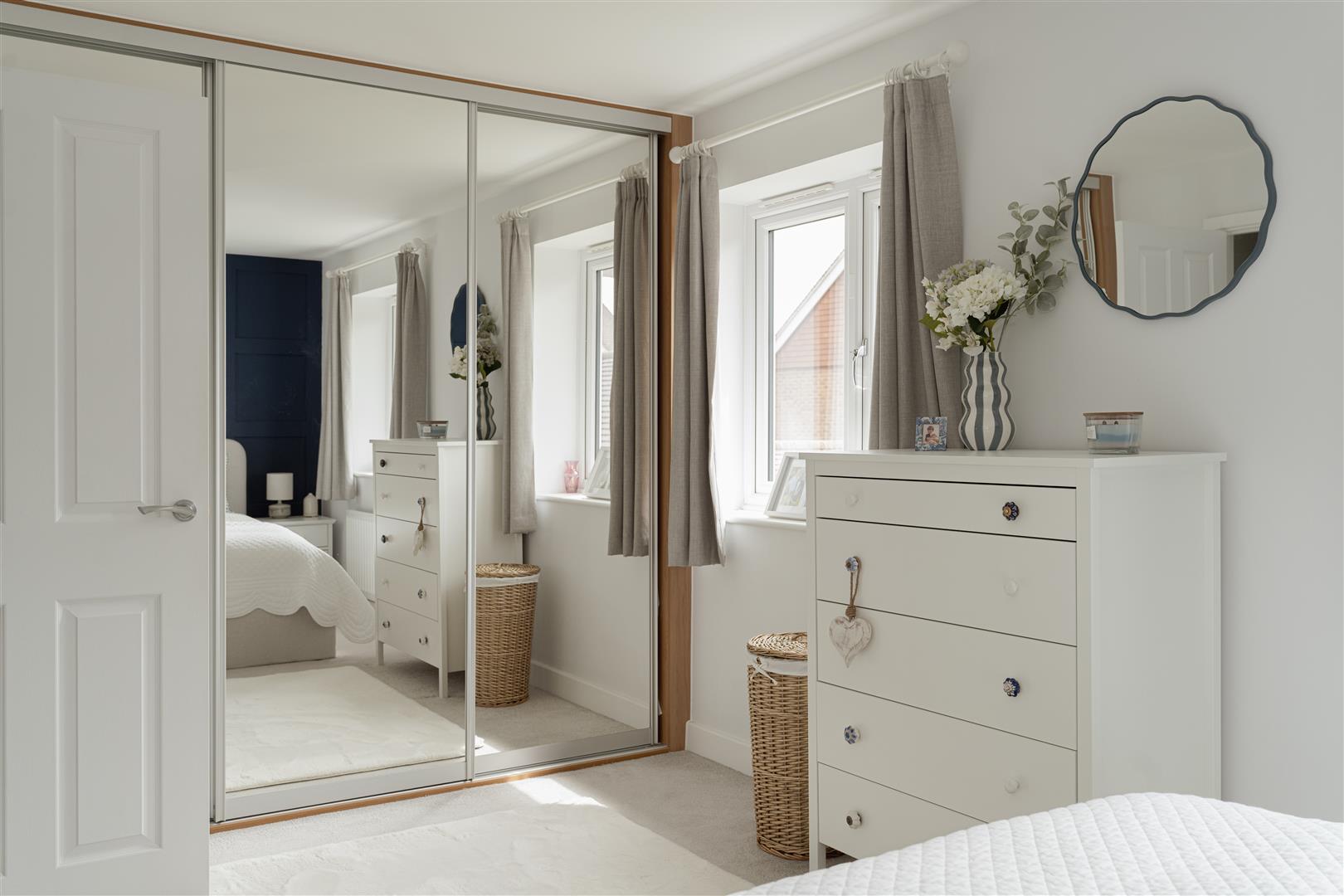 Blunden Way, , Horley