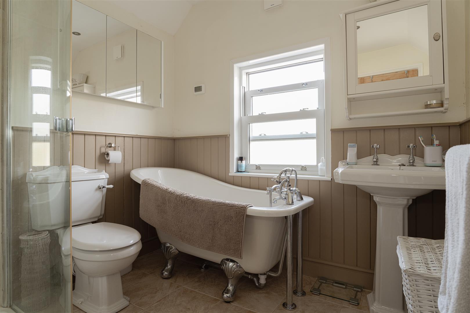 Trindles Road, South Nutfield, Redhill
