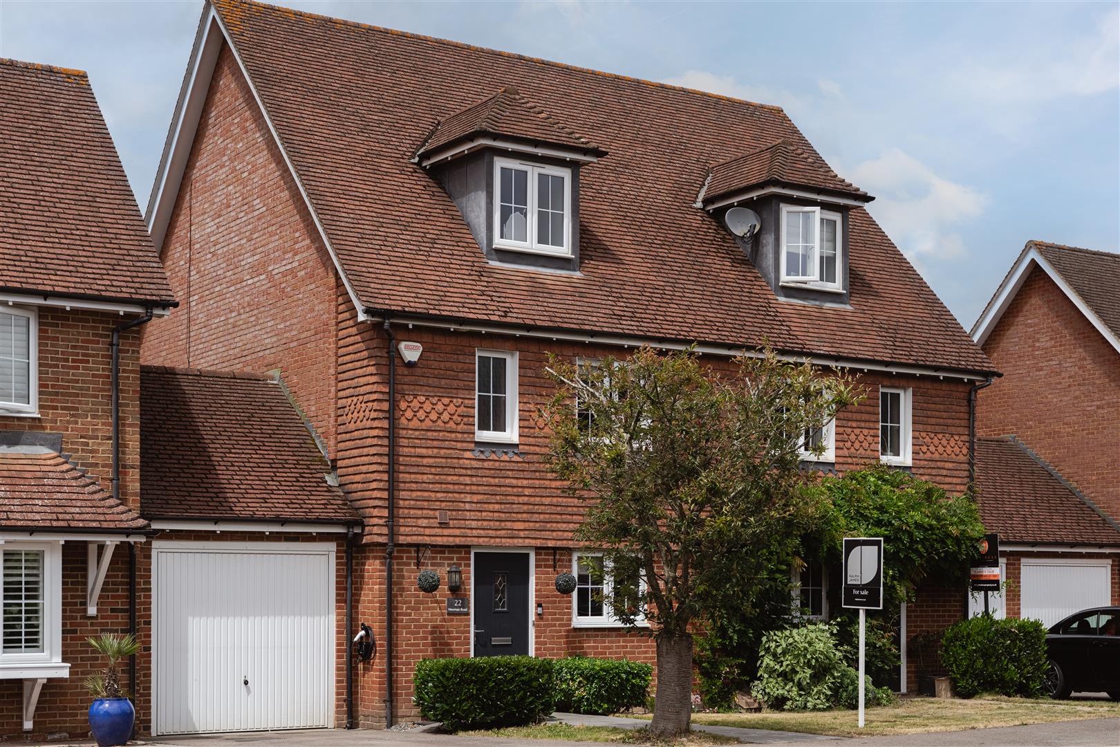 Newman Road, , Horley