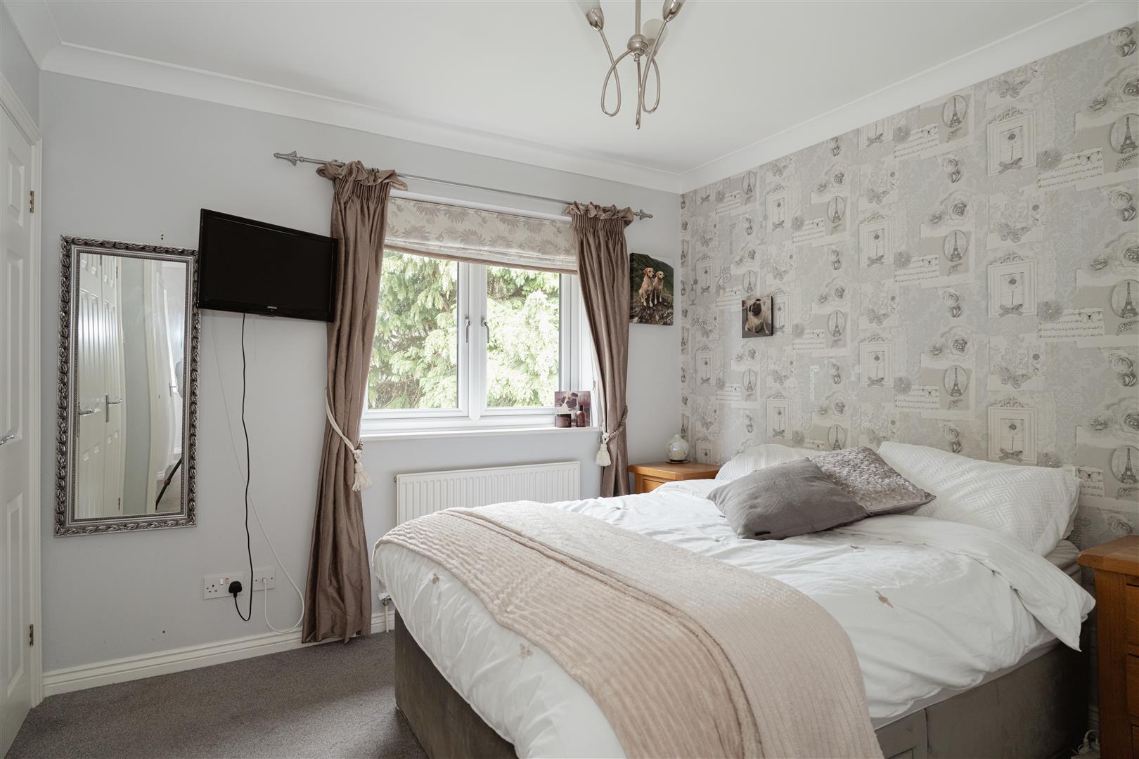 Parkwood Road, Nutfield, Redhill