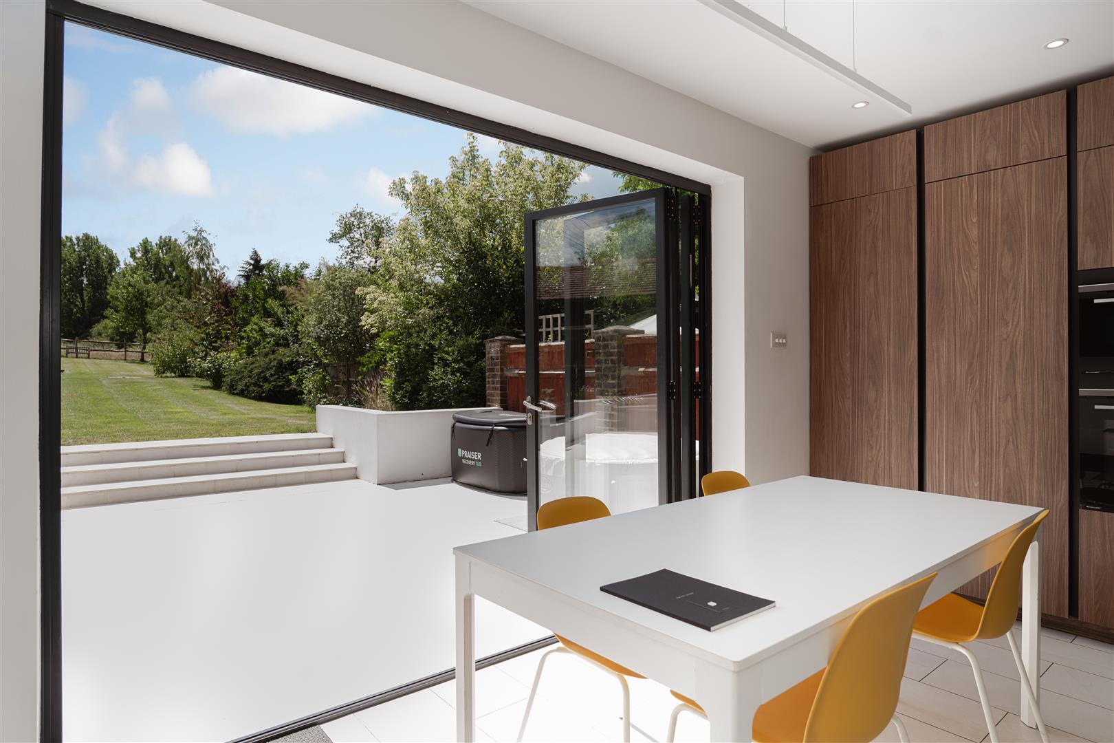 Nutfield Marsh Road, Nutfield, Redhill