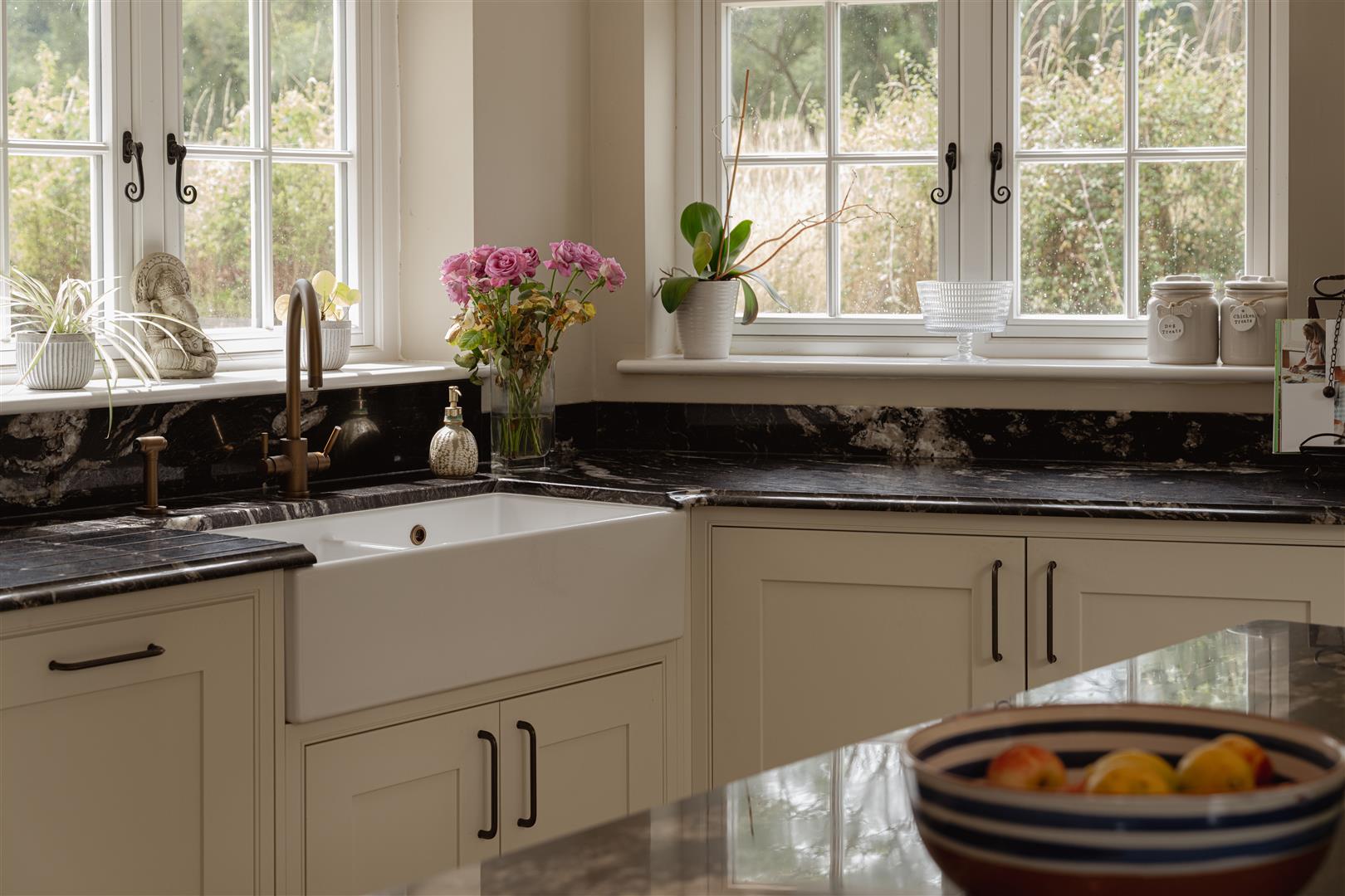 Swallow Lane, Mid Holmwood, Dorking