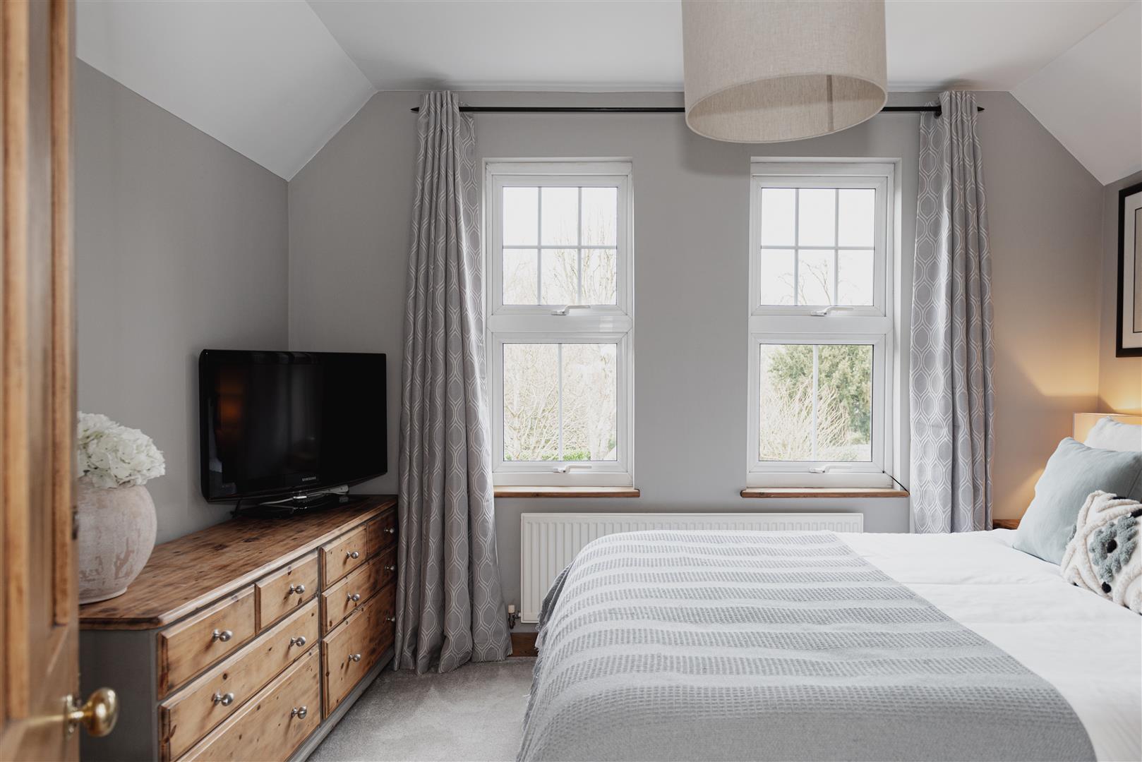 Mint Lane, Lower Kingswood, Tadworth