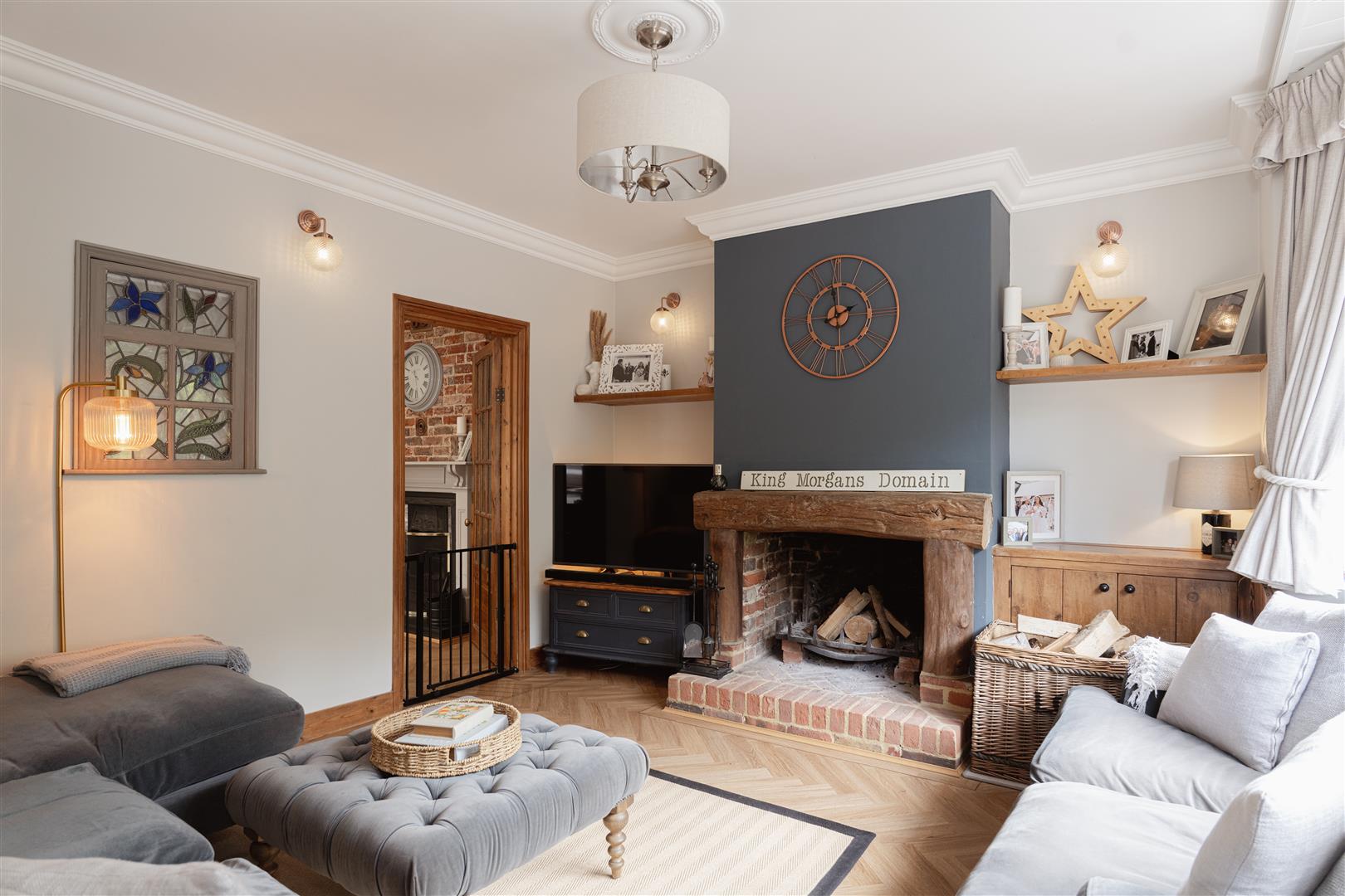 Mint Lane, Lower Kingswood, Tadworth