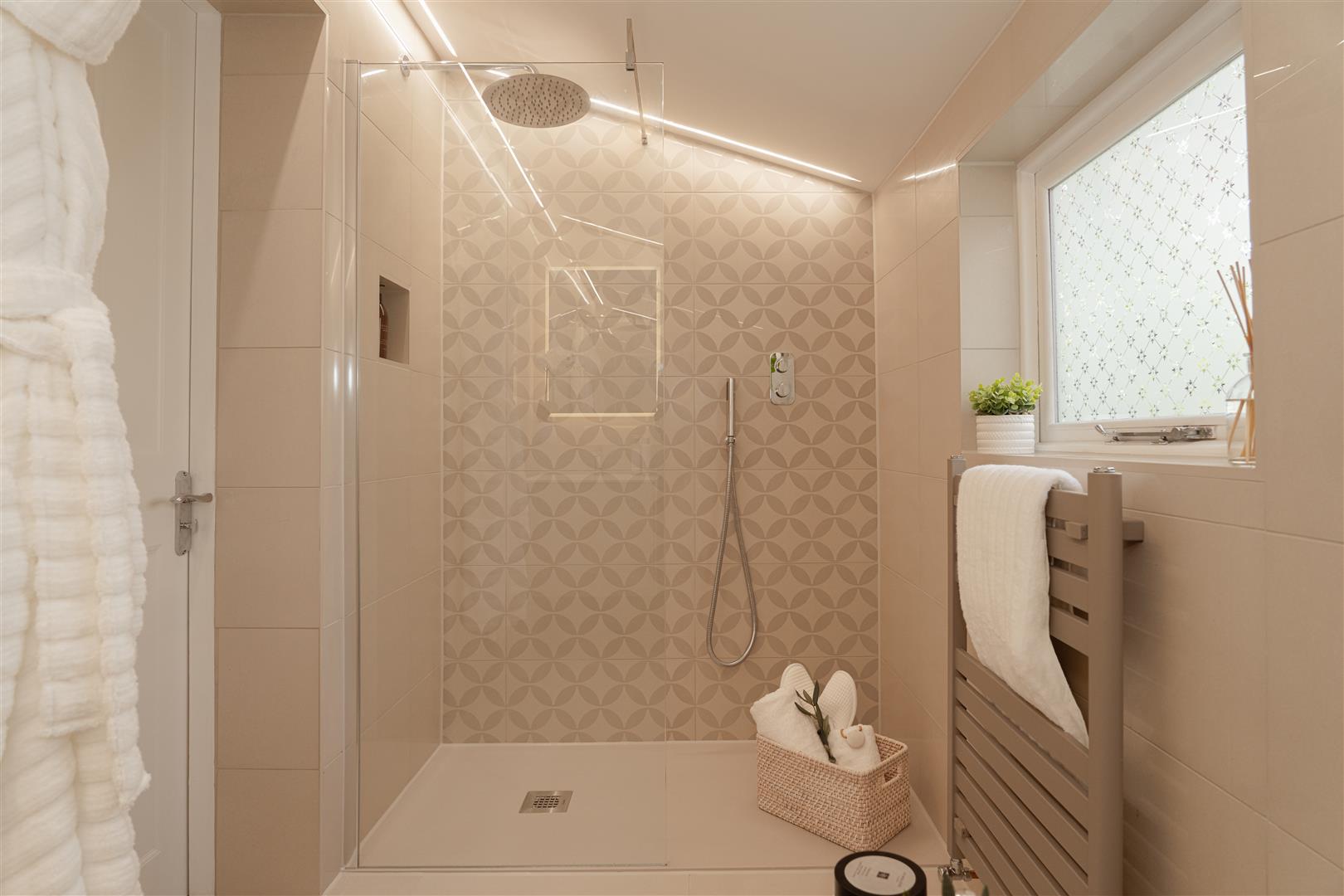 Glovers Road, , Reigate