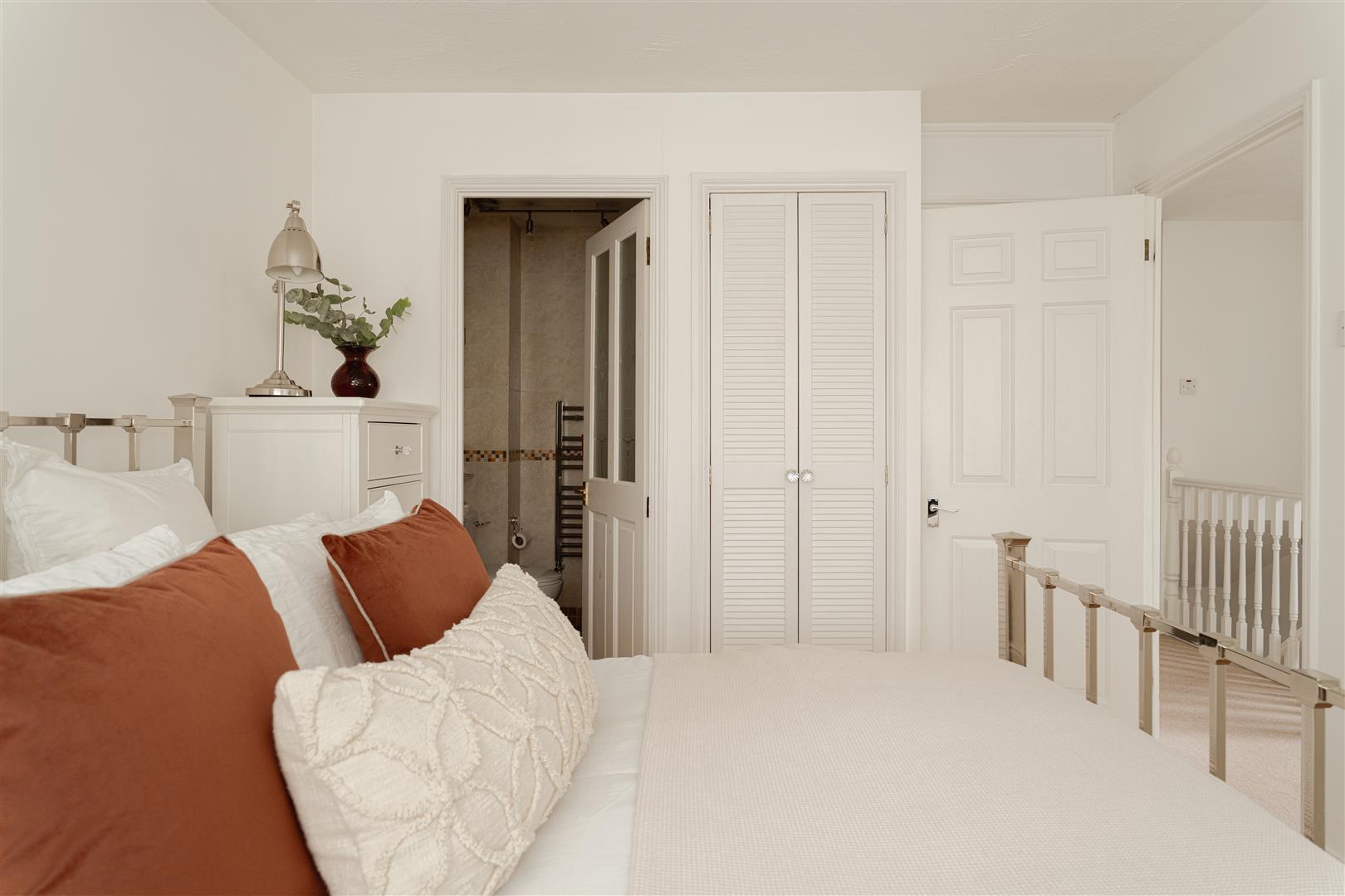 Leather Lane, Gomshall, Guildford