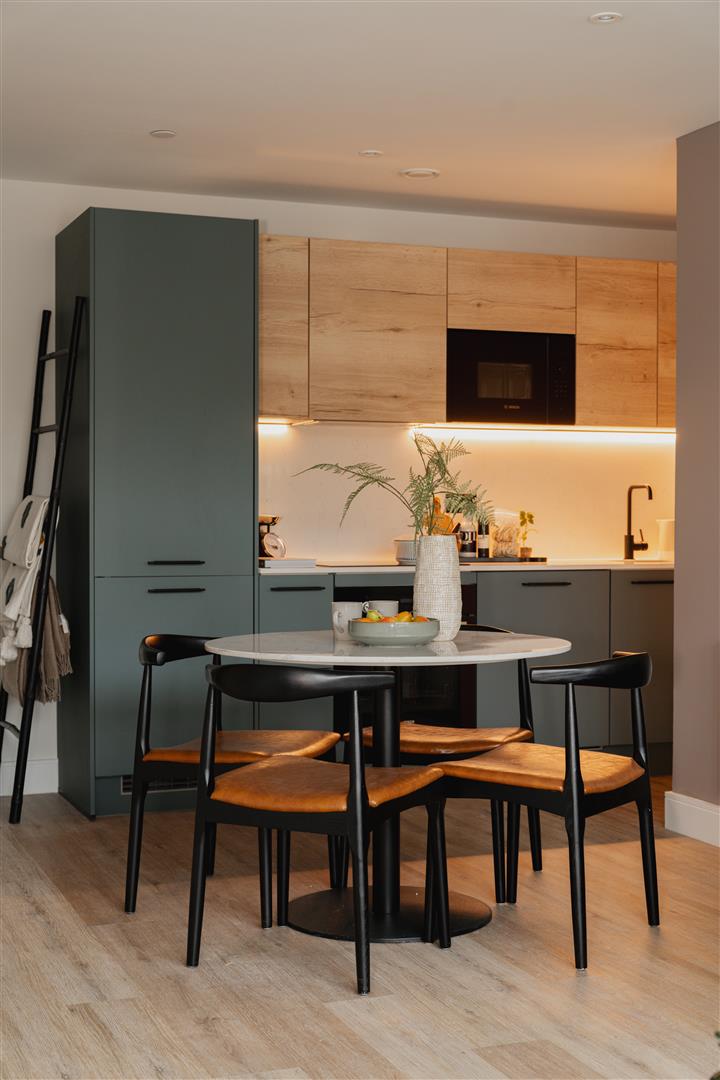 Roebuck Close, , Reigate