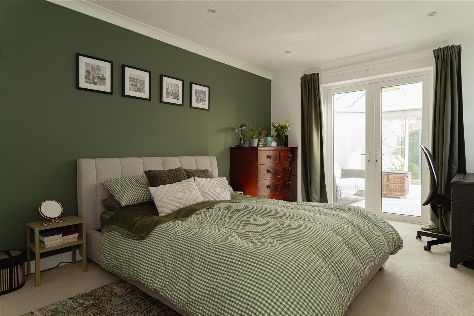 Grange Close, Merstham, Redhill