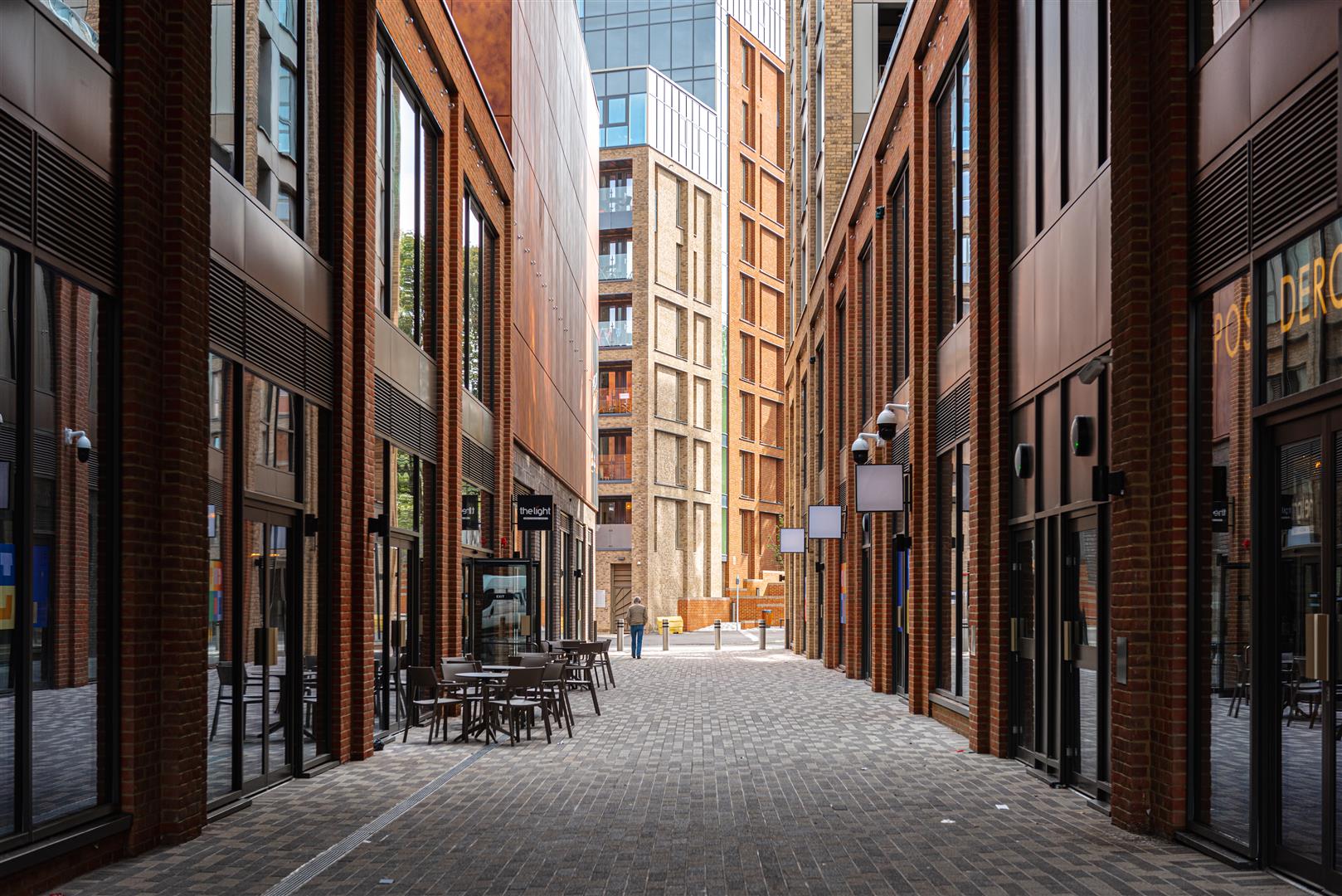 1, Marketfield Road, , Redhill