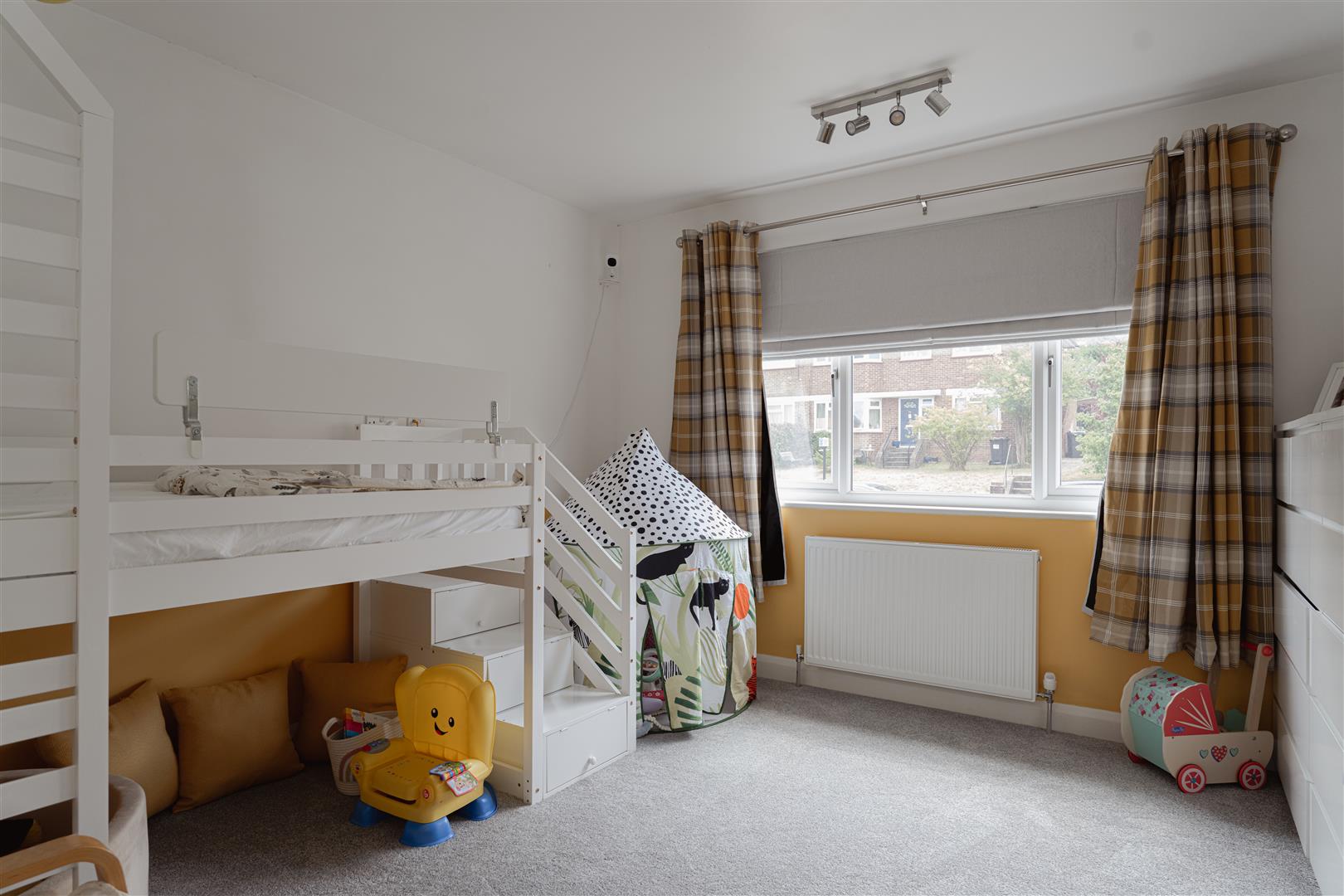 Woodlands Grove, , Coulsdon