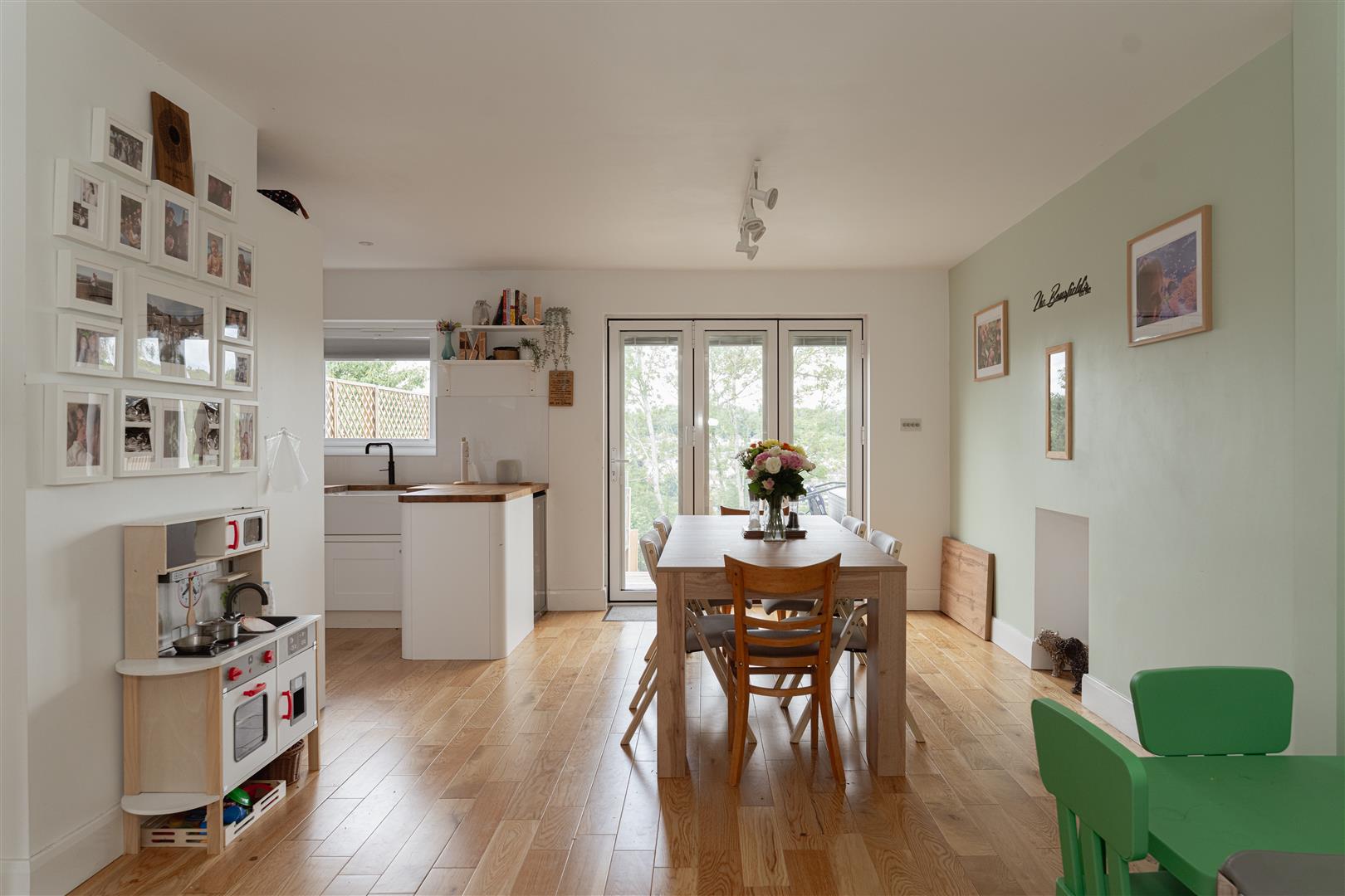 Woodlands Grove, , Coulsdon