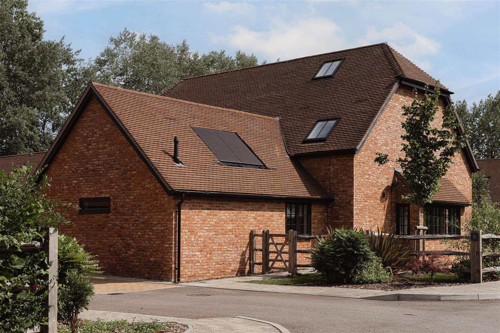 Smalls Hill Road, Norwood Hill, Norwood Hill Horley