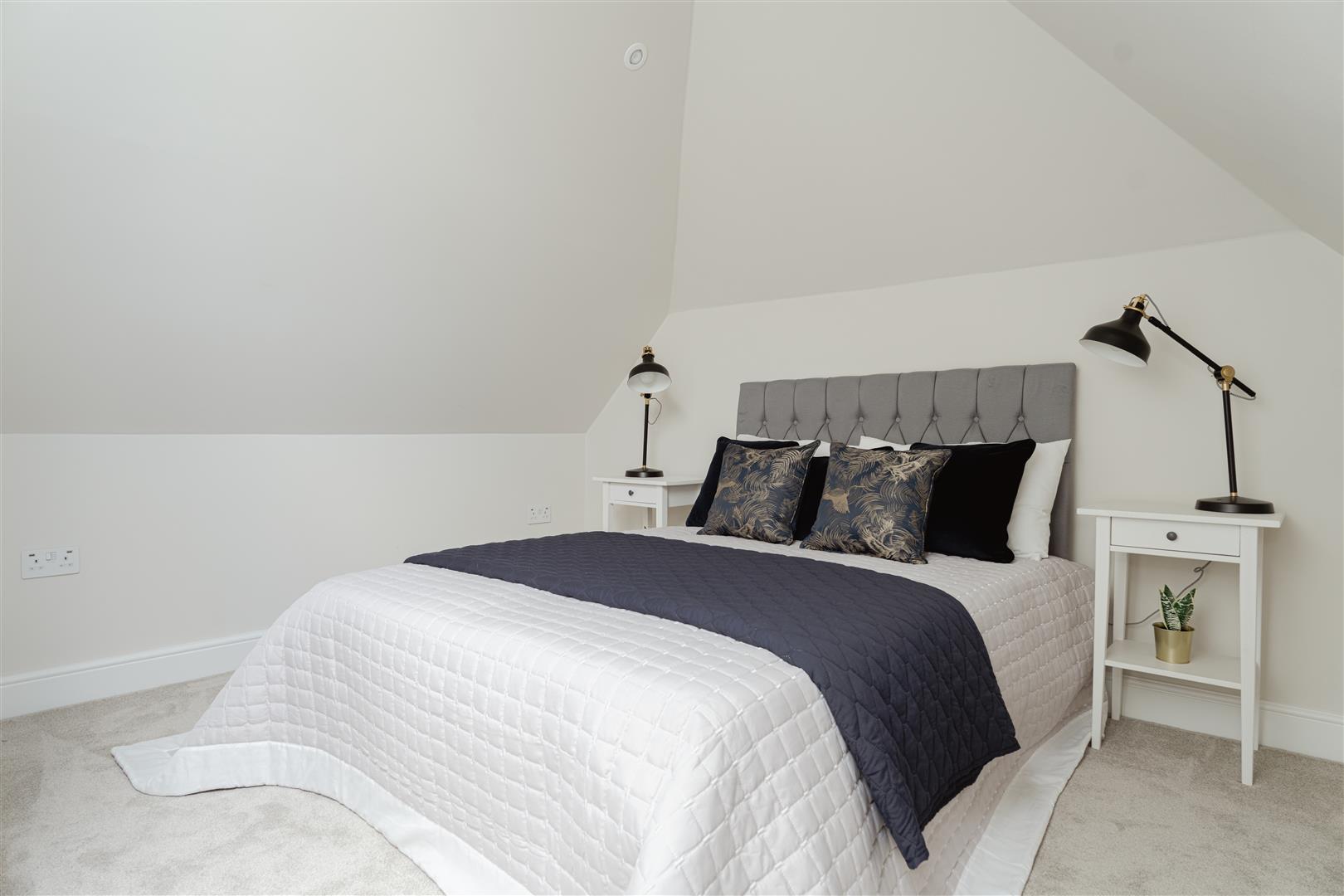 Smalls Hill Road, Norwood Hill, Norwood Hill Horley