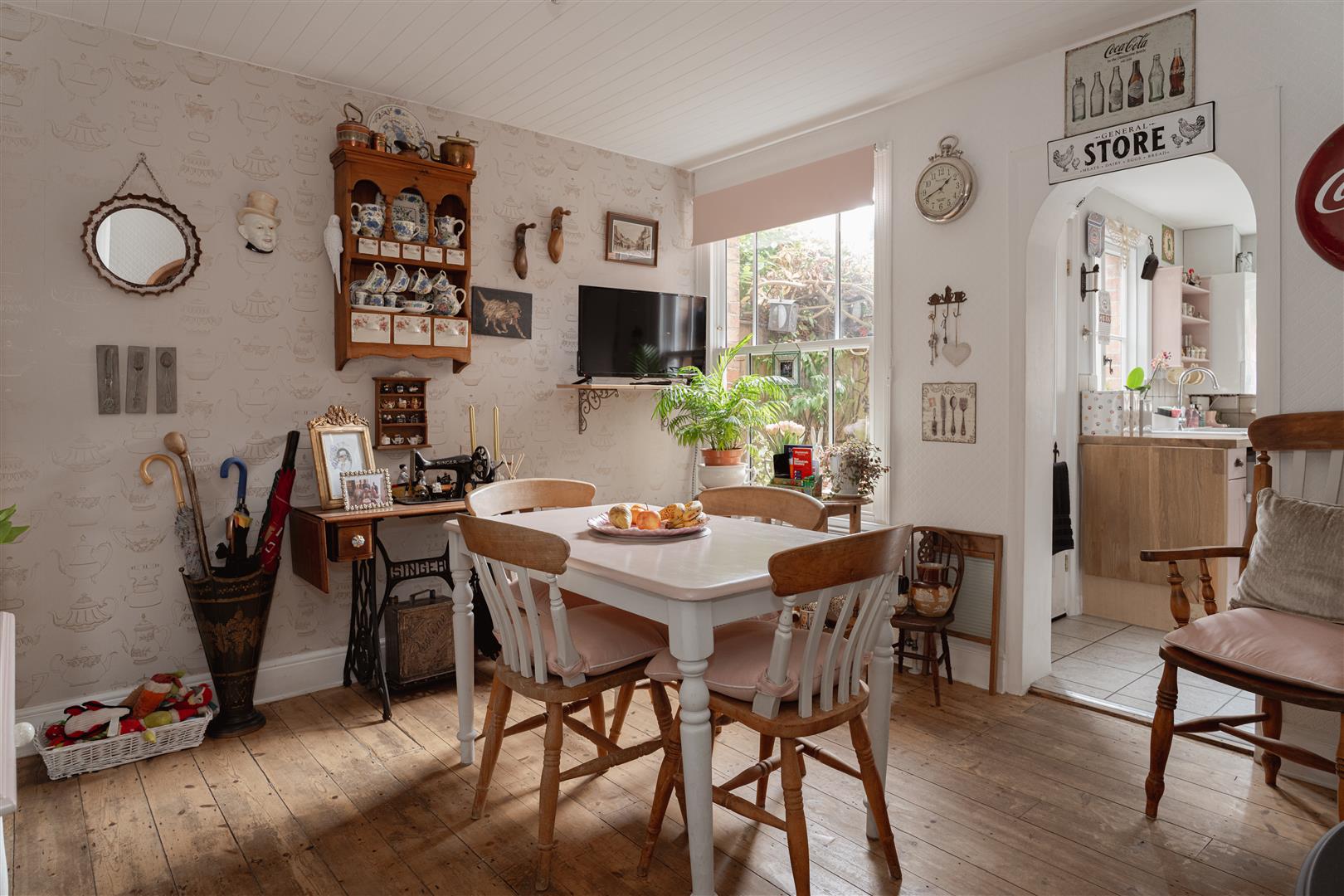 Curtis Gardens, , Dorking