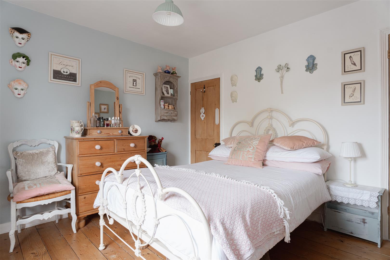 Curtis Gardens, , Dorking