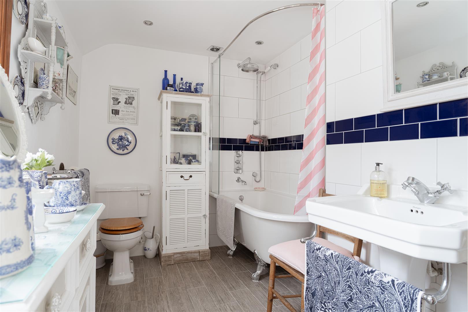 Curtis Gardens, , Dorking