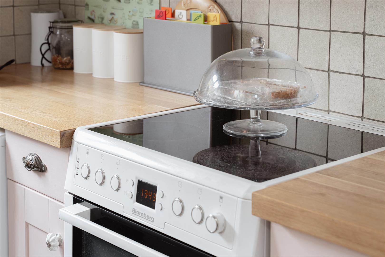 Curtis Gardens, , Dorking