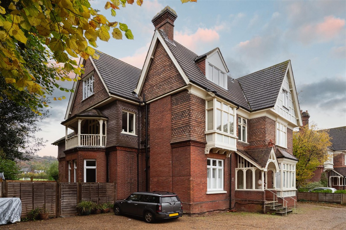 Somers Road, Reigate | Ralph James