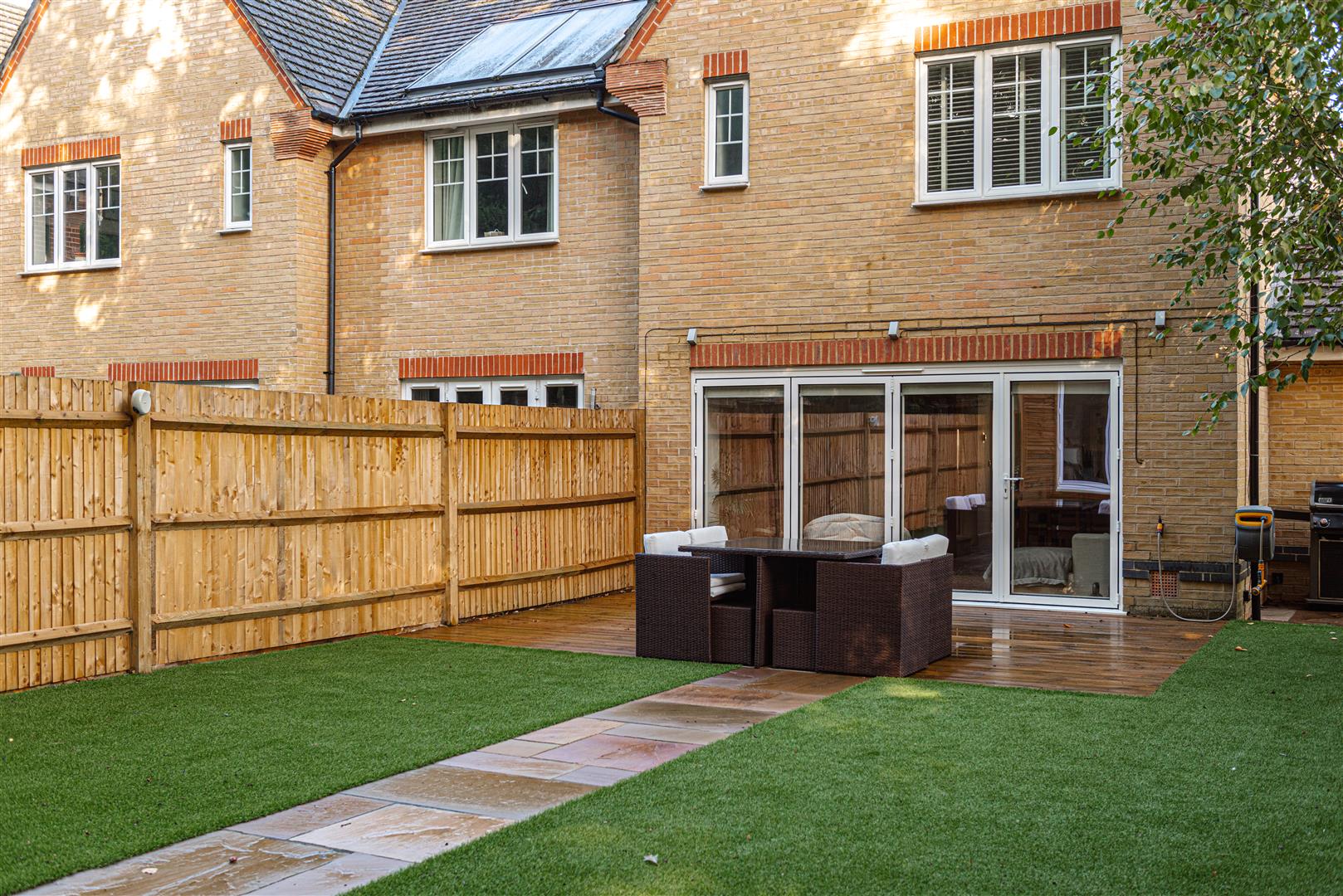 William Gardens, Smallfield, Horley