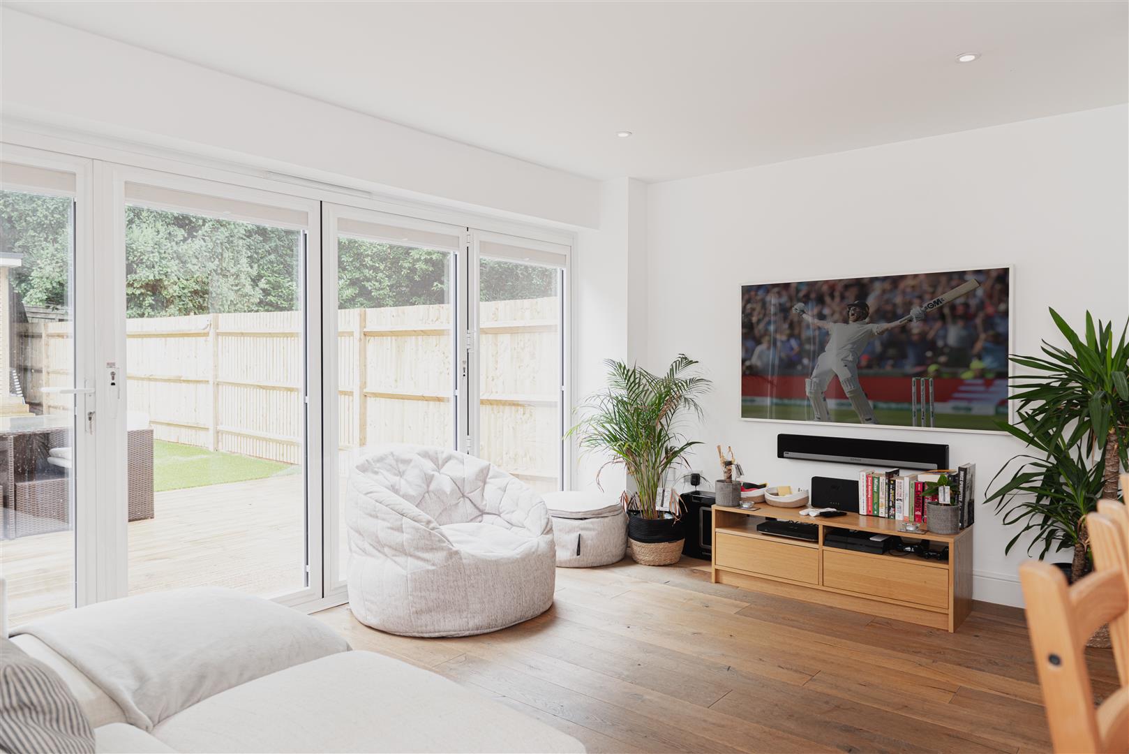 William Gardens, Smallfield, Horley