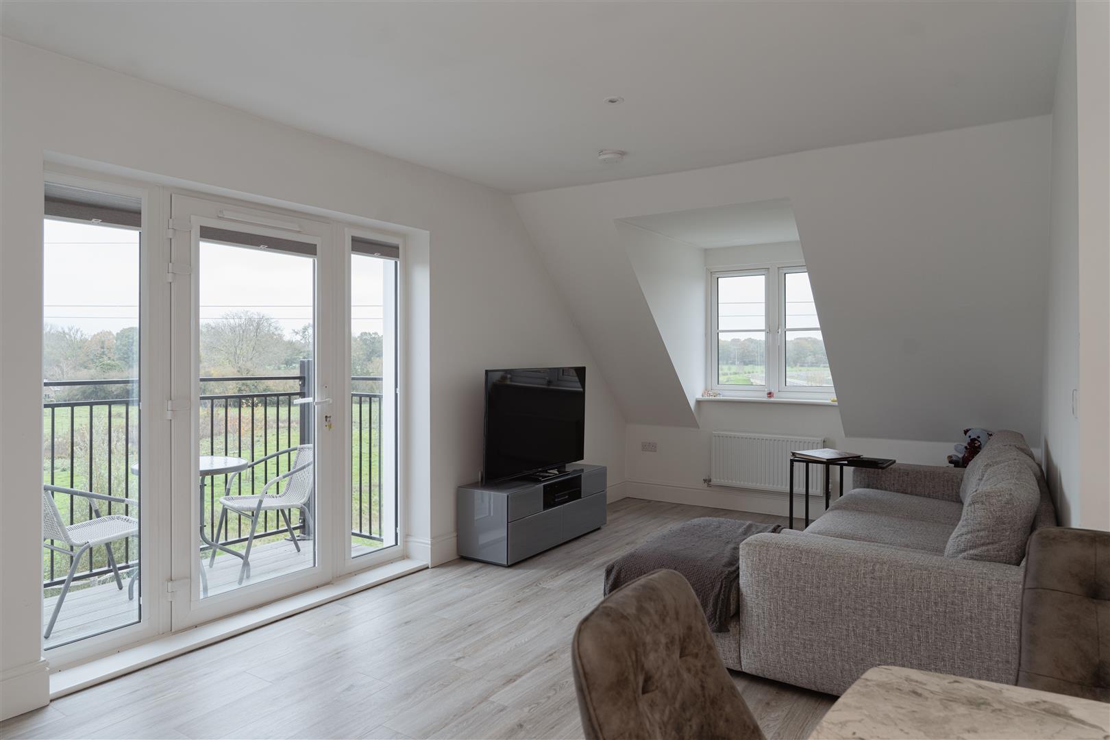 Hoadley Road, , Horley