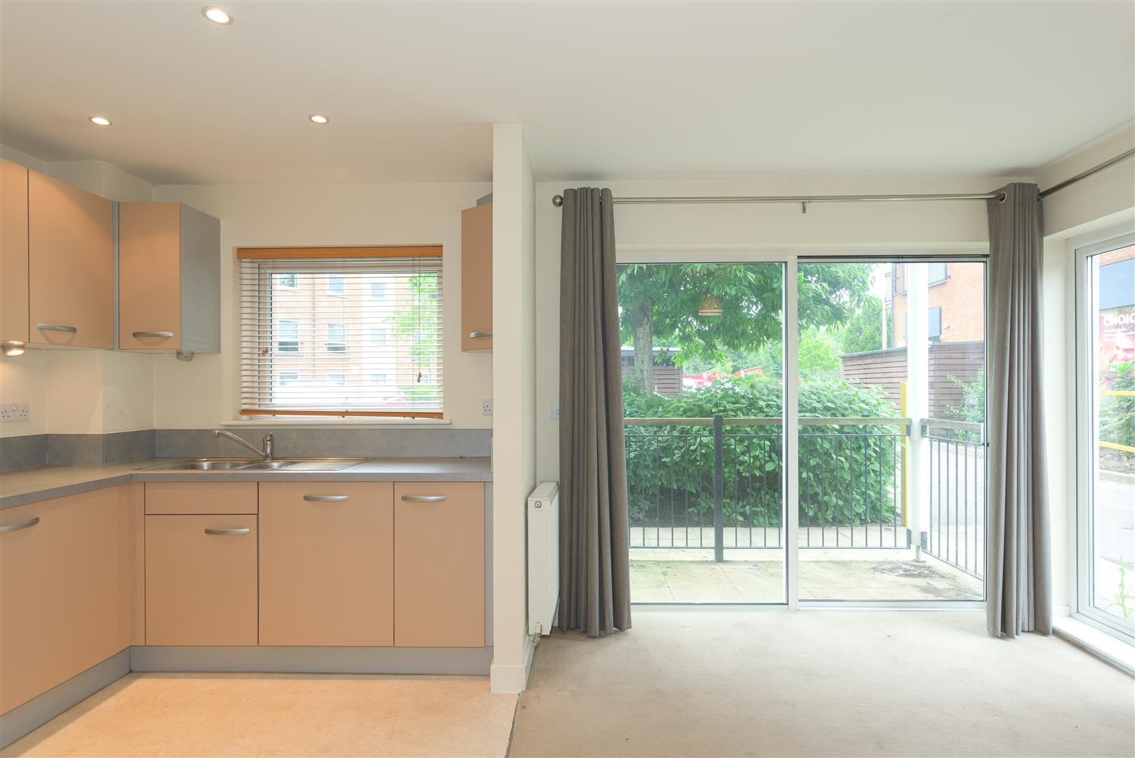 Canalside, , Redhill