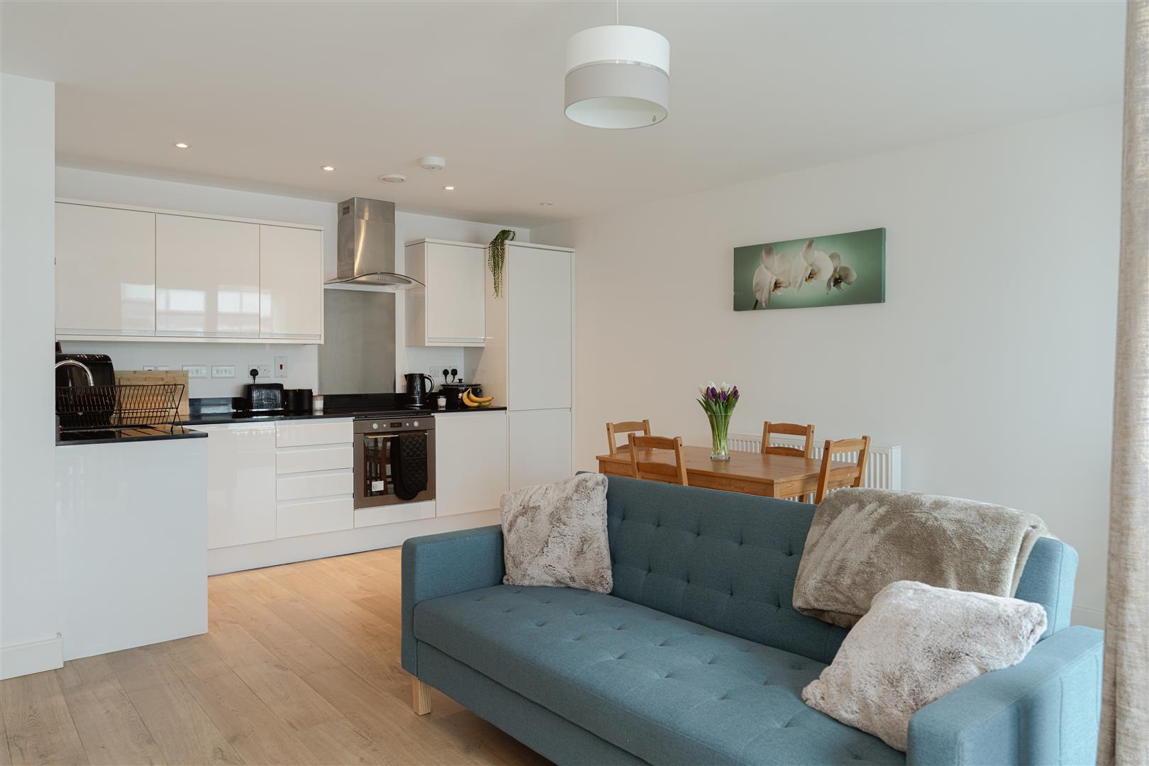 High Street, , Redhill