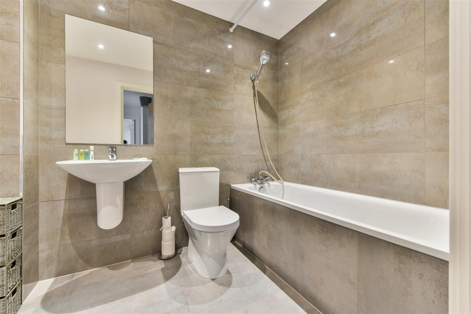 High Street, , Redhill