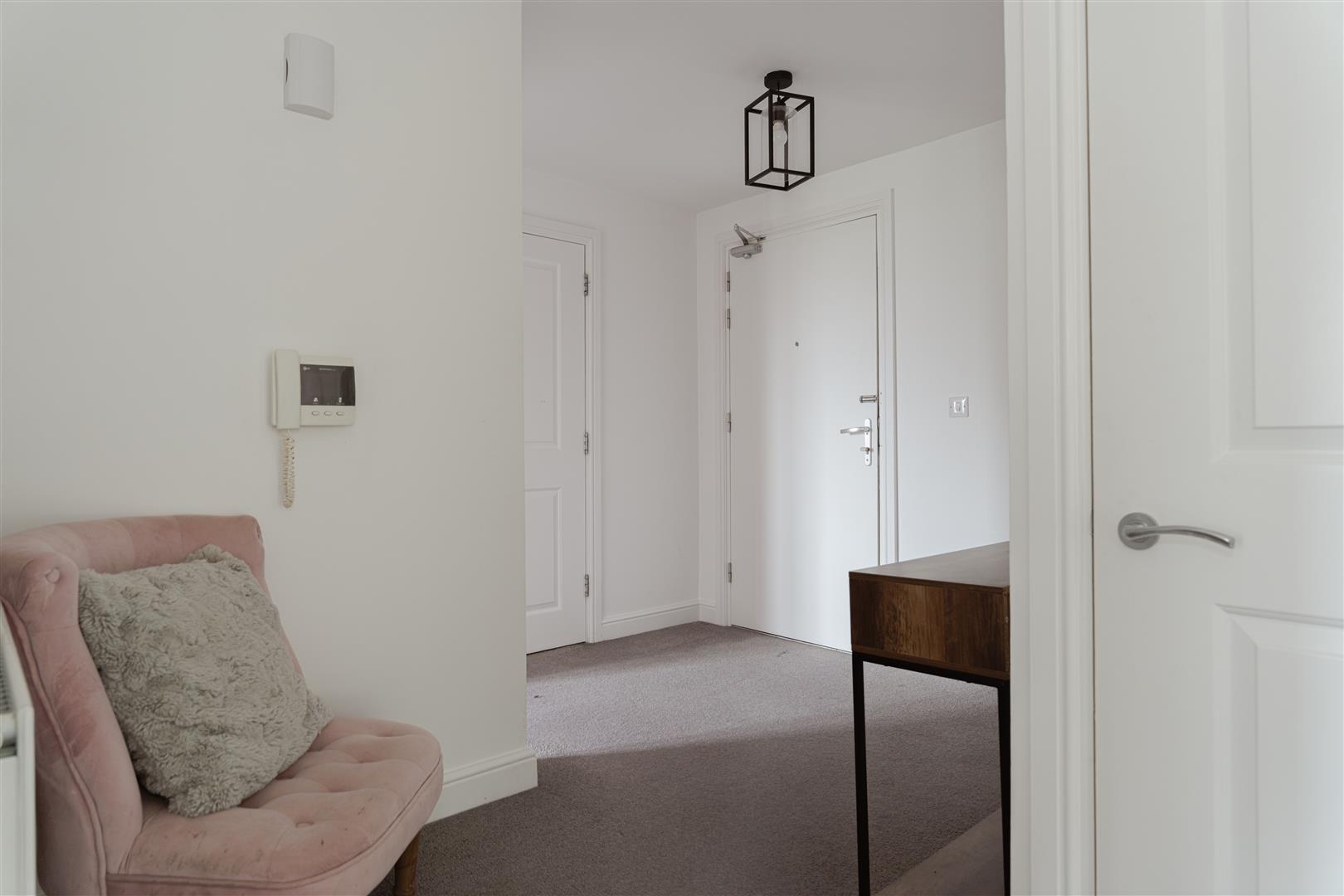 Whitepost Hill, , Redhill