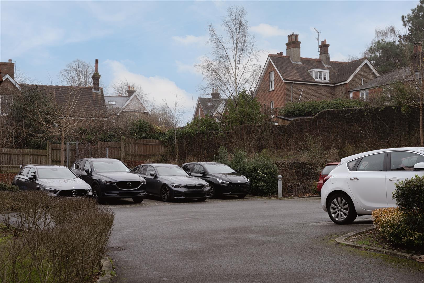 Whitepost Hill, , Redhill