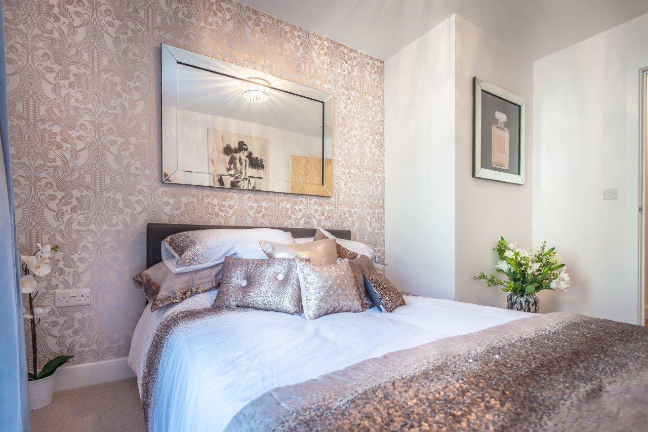 High Street, , Redhill