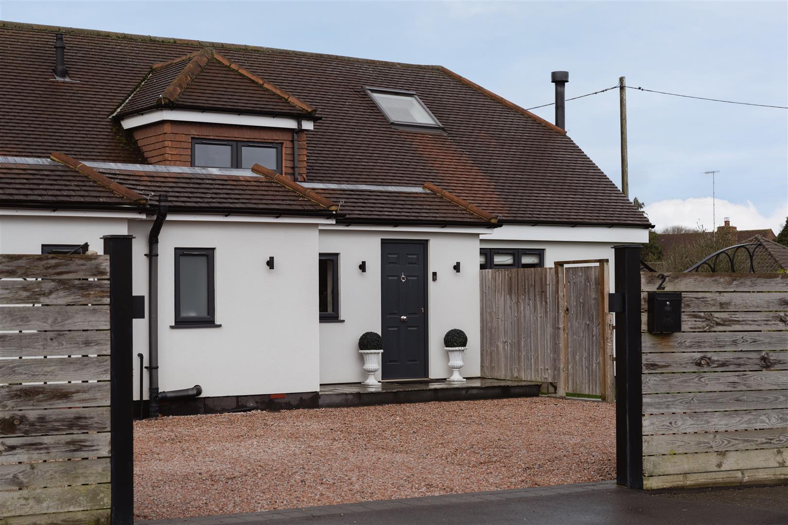 Woodside Road, Beare Green, Dorking