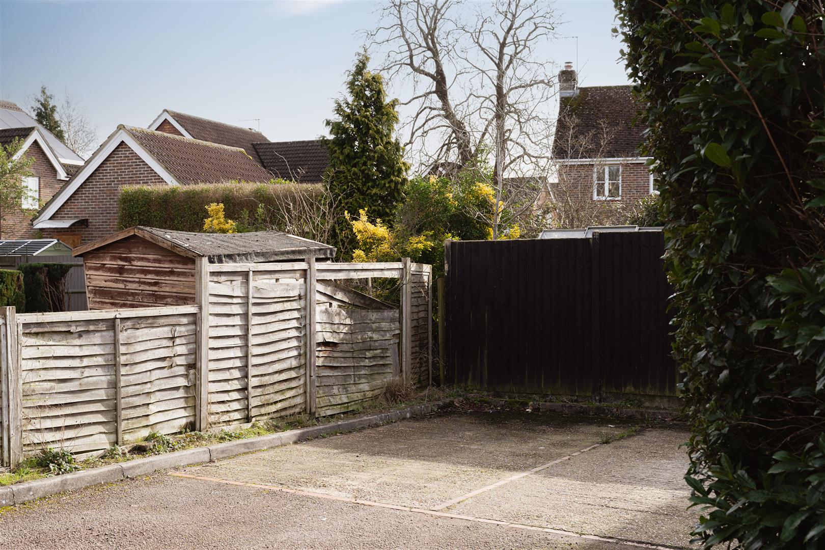 Paddock Close, Beare Green, Dorking