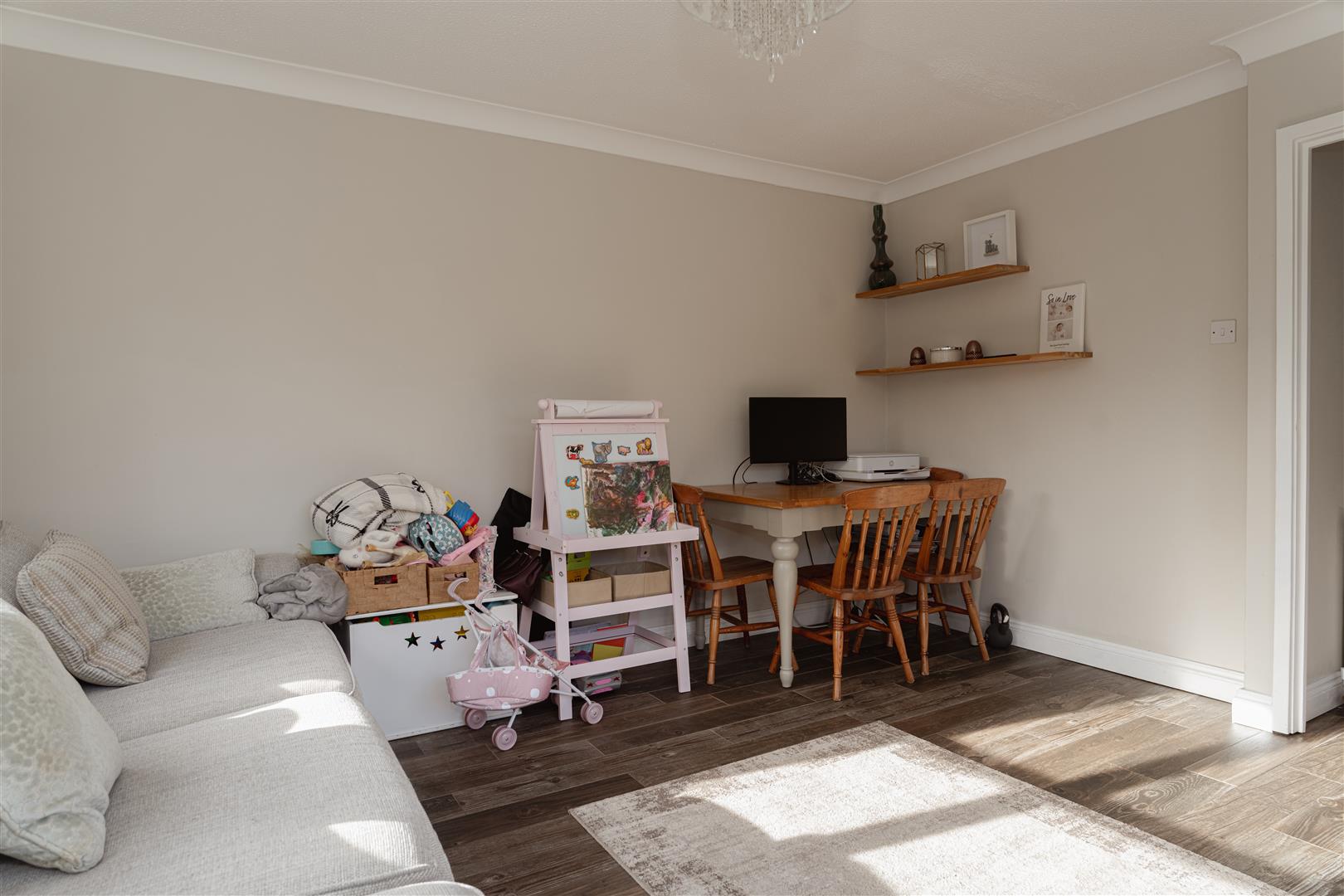 Paddock Close, Beare Green, Dorking