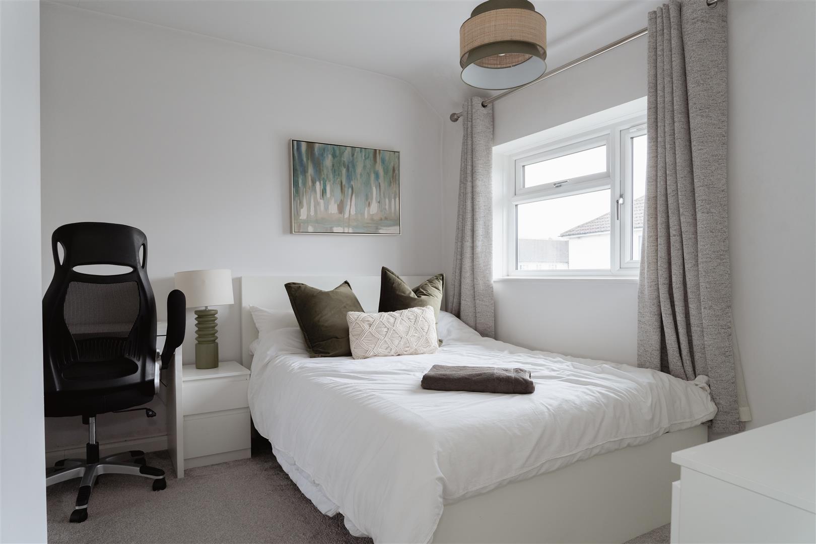 Malmstone Avenue, Merstham, Redhill