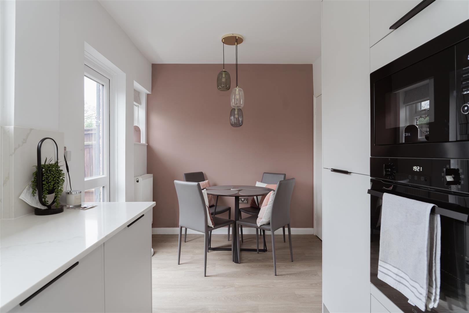 Malmstone Avenue, Merstham, Redhill