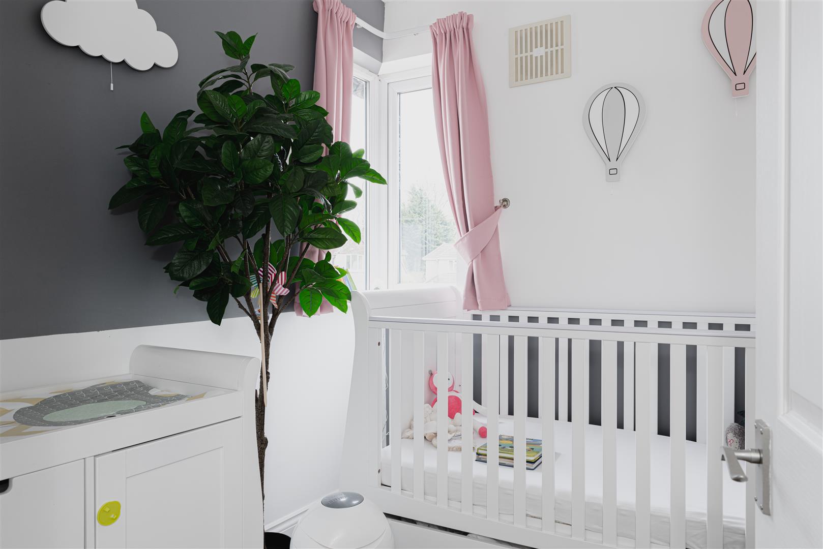 Elmwood Road, , Redhill