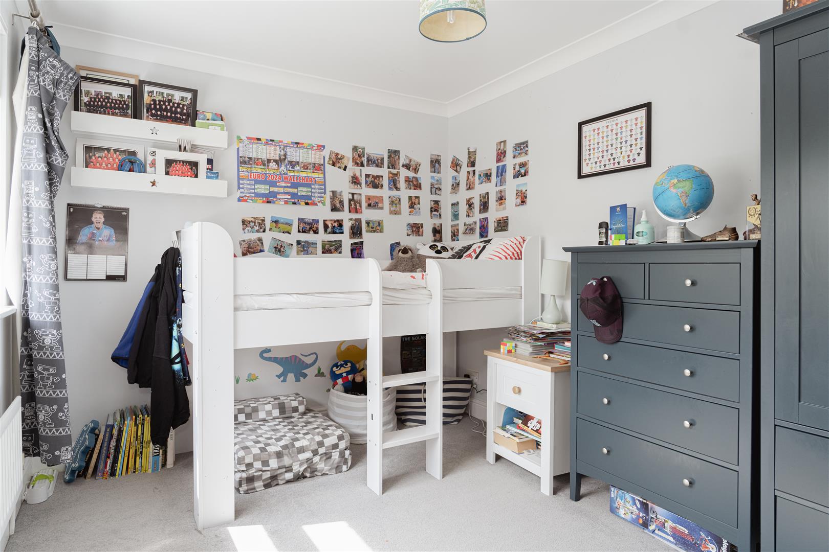 Howard Place, , Reigate