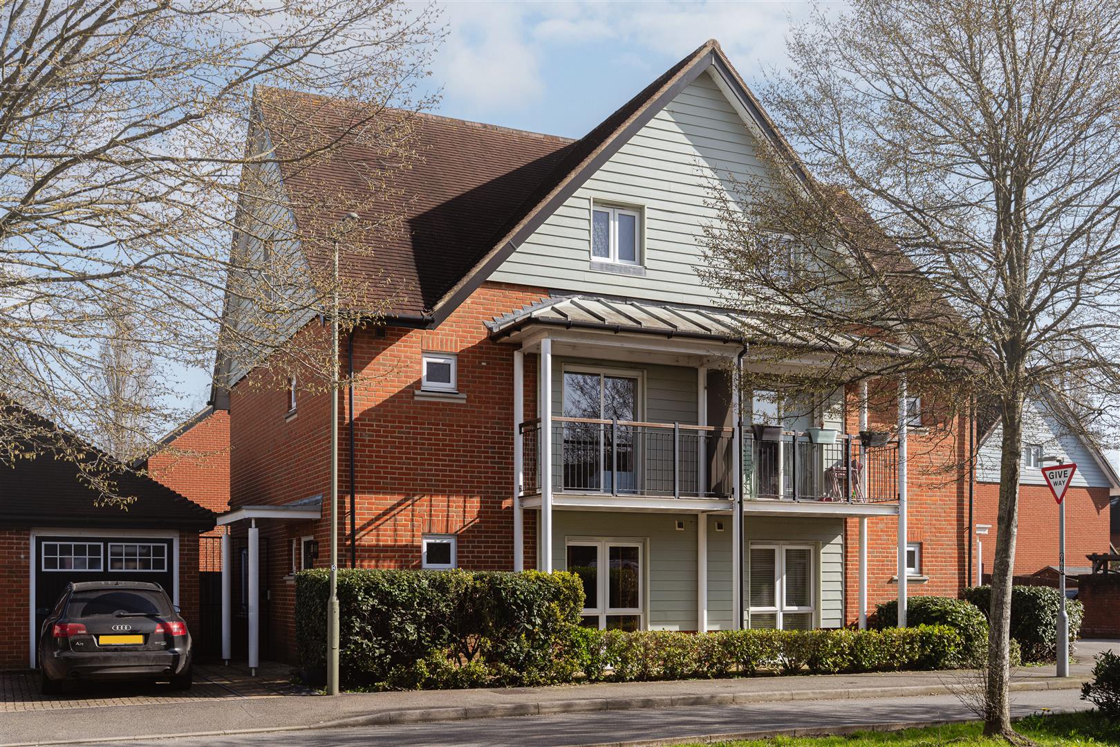 Holmesdale Avenue, , Redhill