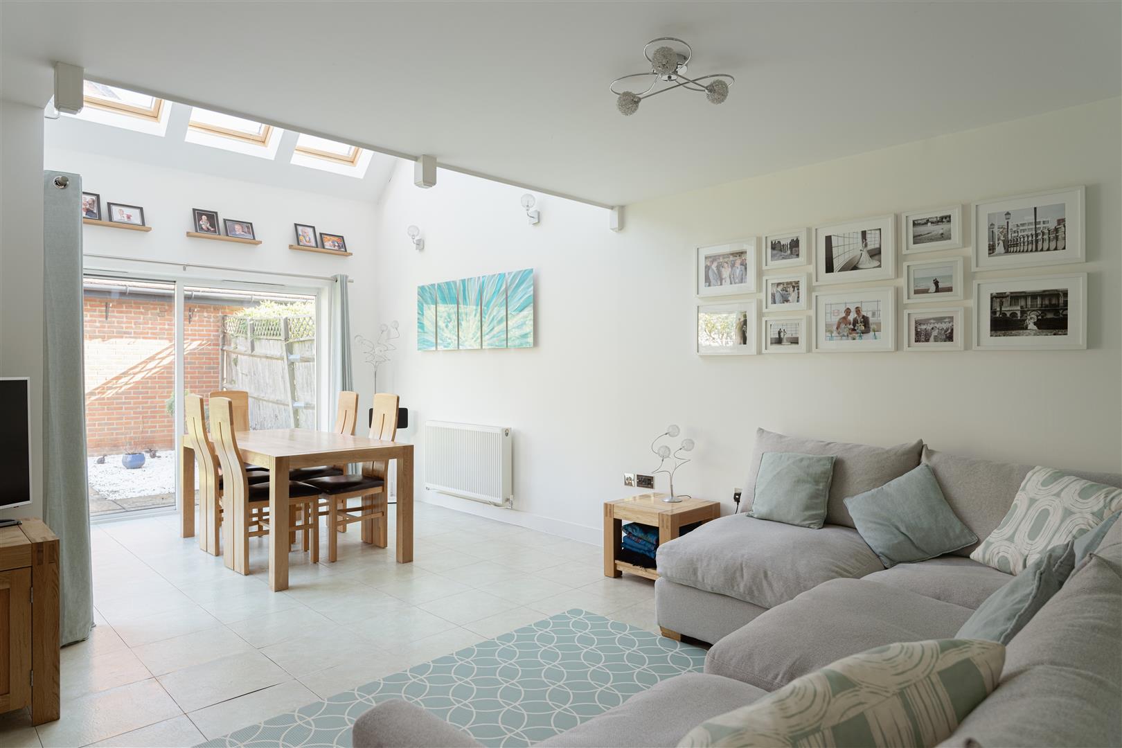 Holmesdale Avenue, , Redhill